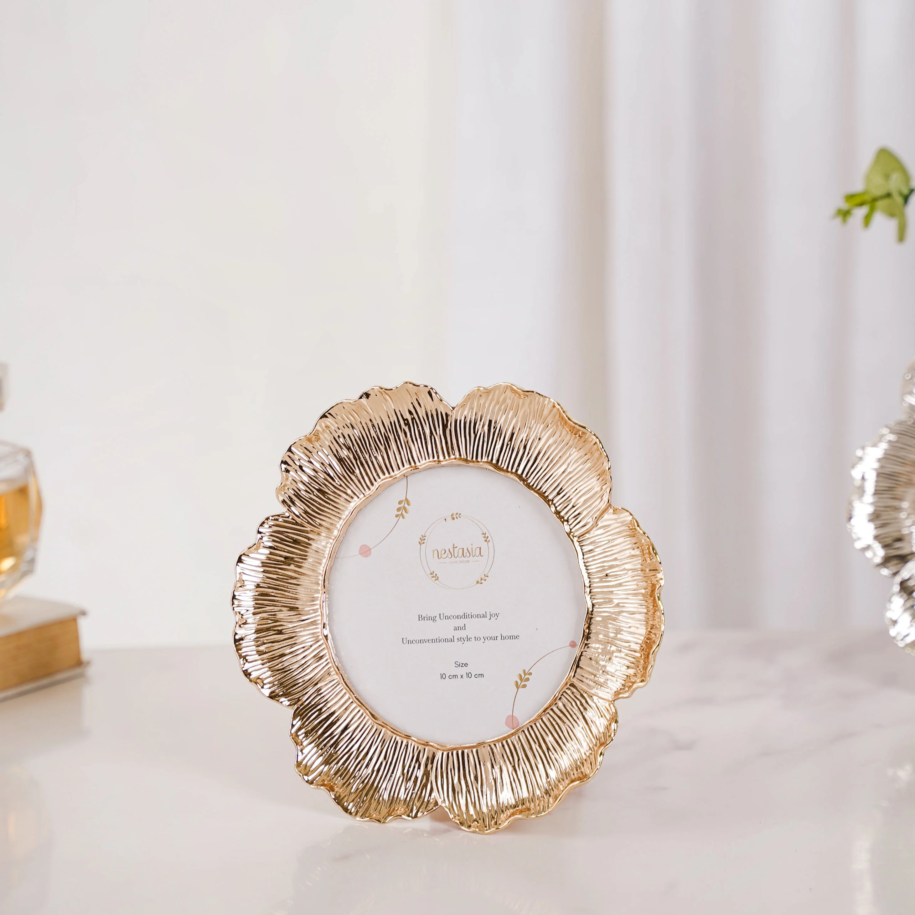 Flora Sparkle Photo Frame - Image 6