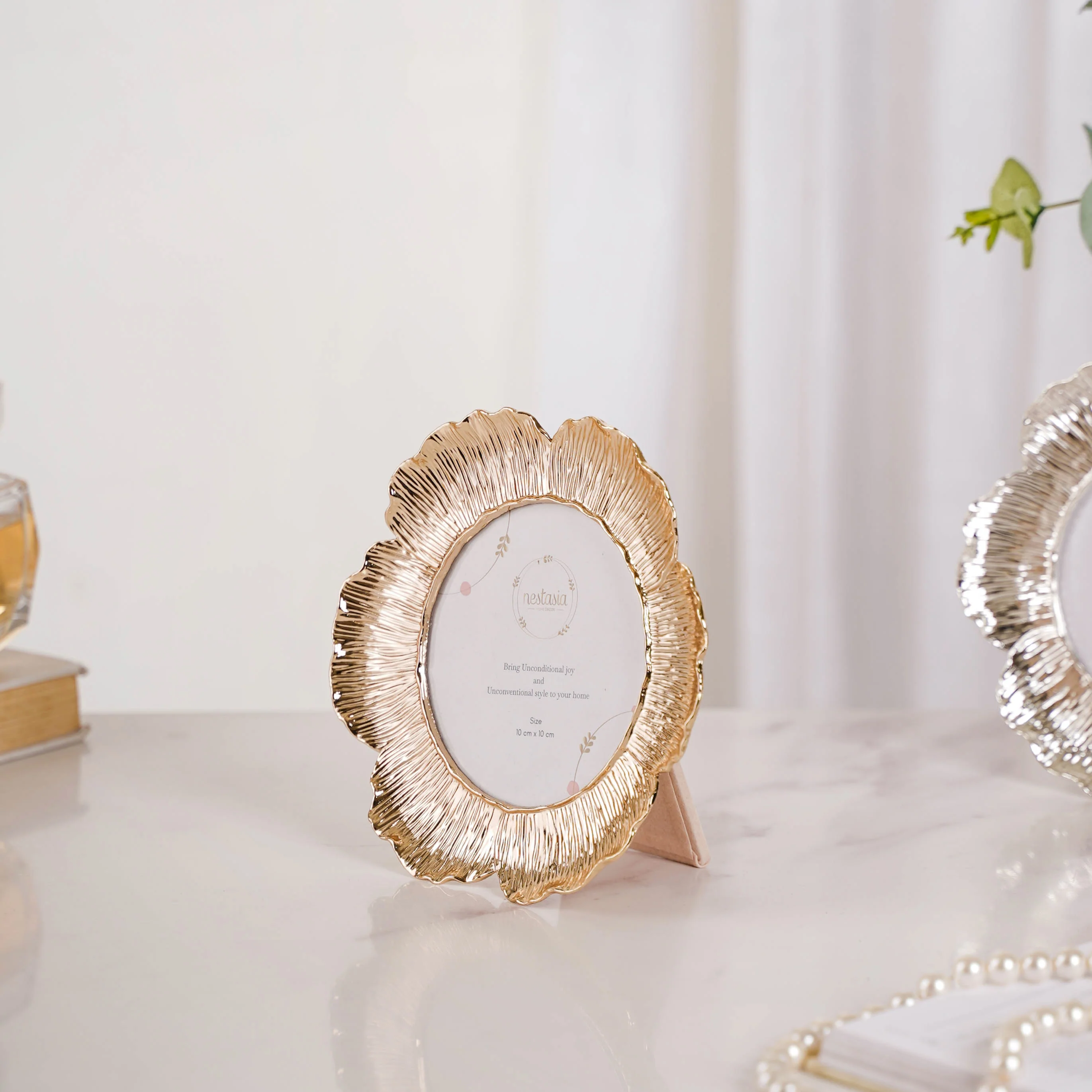 Flora Sparkle Photo Frame - Image 9