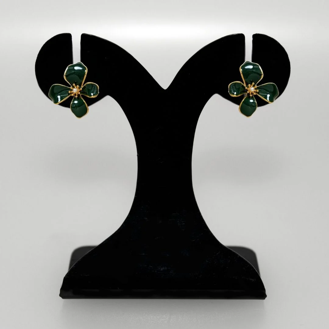 Flora Twist Stud Earrings Green - Image 6