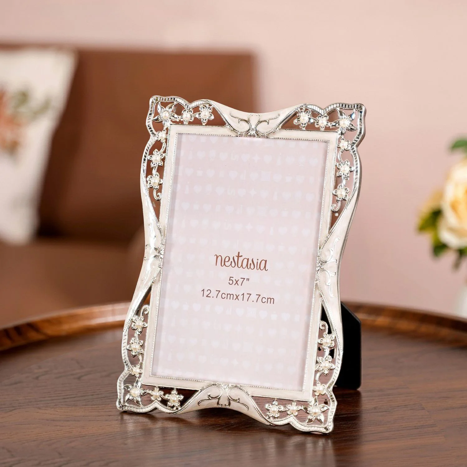 Floral Cutwork Pearl Medium Photo Frame 13x18cm - Image 8