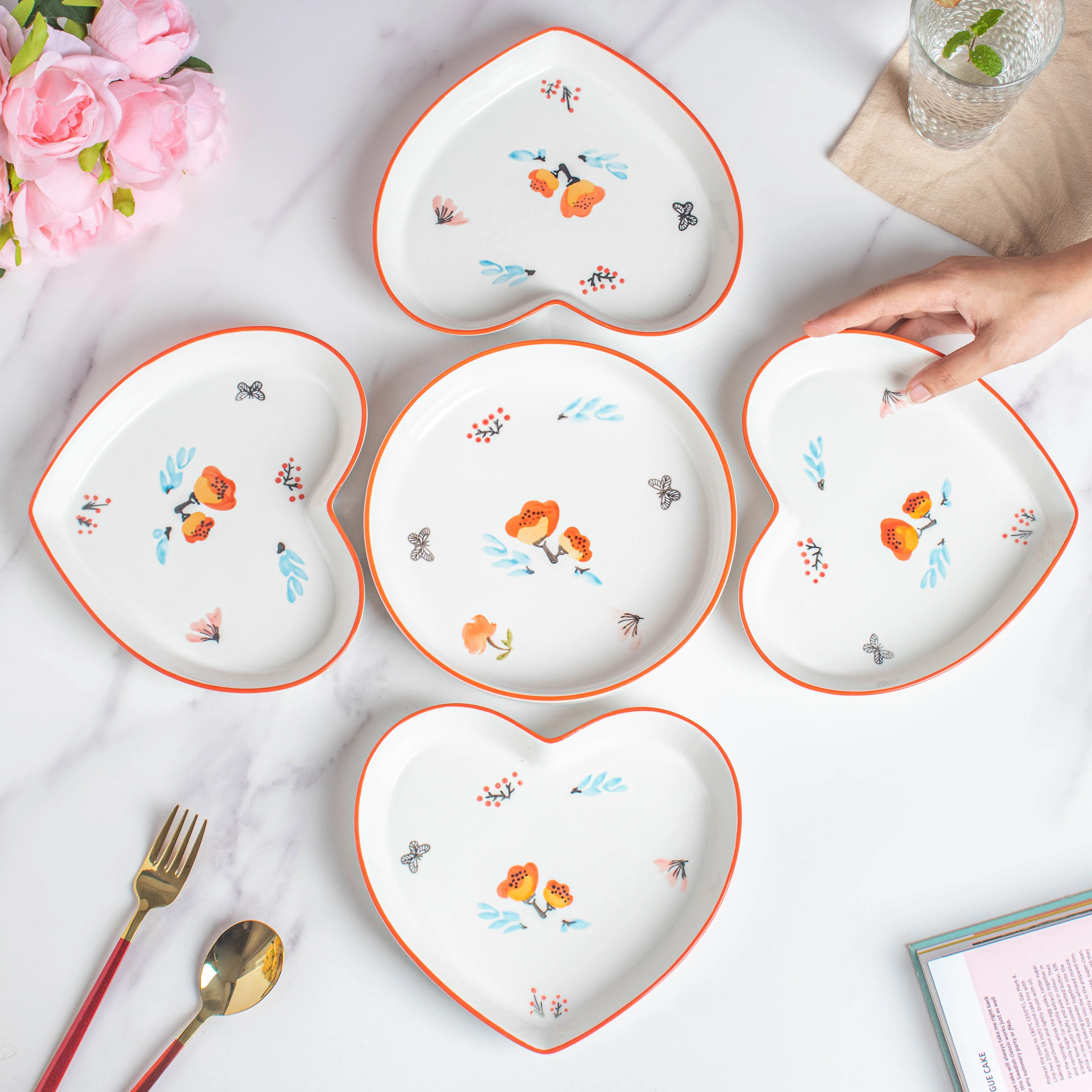 Floral Heart Plates Set of 5 - Image 2