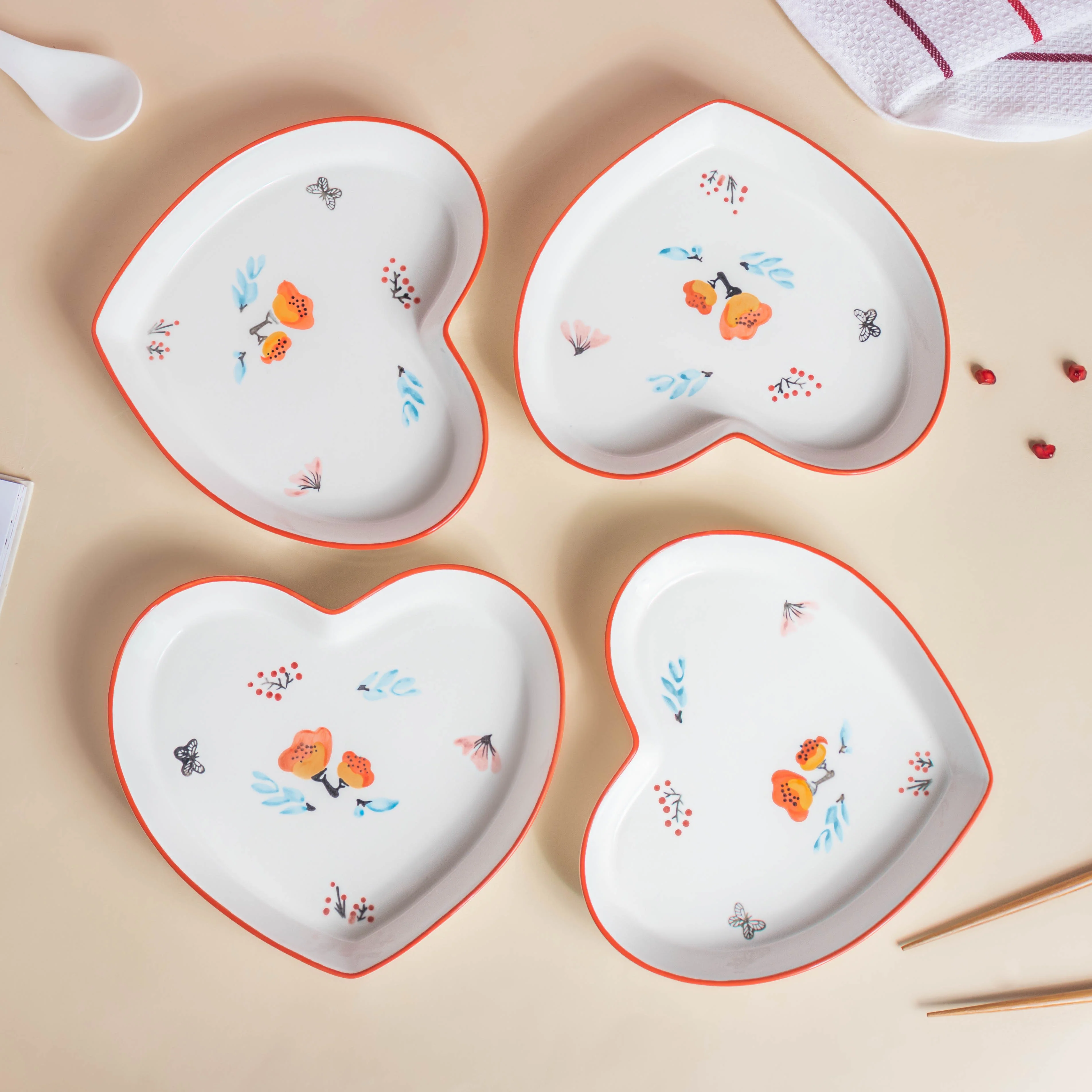Floral Heart Snack Set For 4 - Image 3
