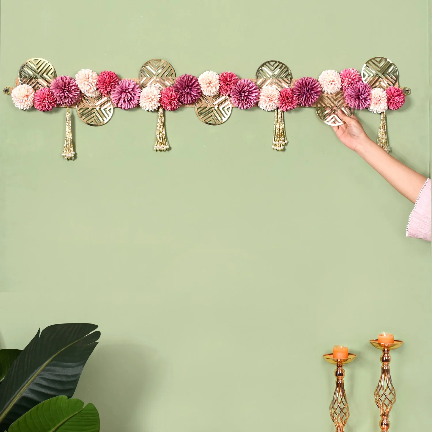 Floral Laminated Jute Festive Wall Hanging With Tassels - Image 3