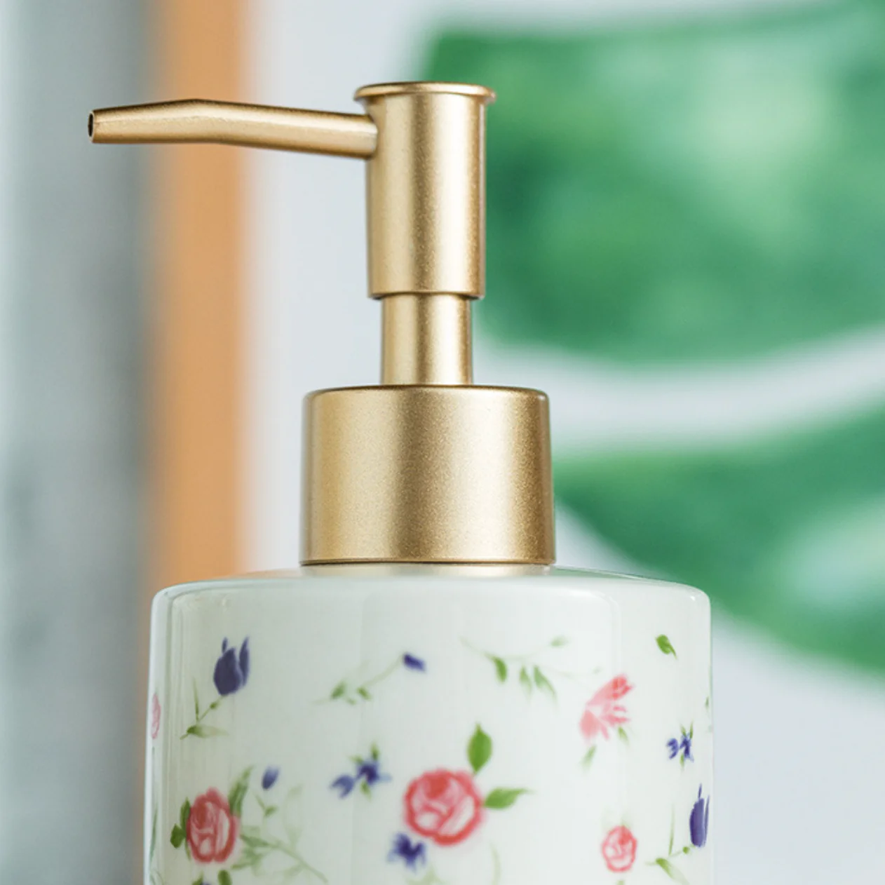 Floral Soap Dispenser - Image 12