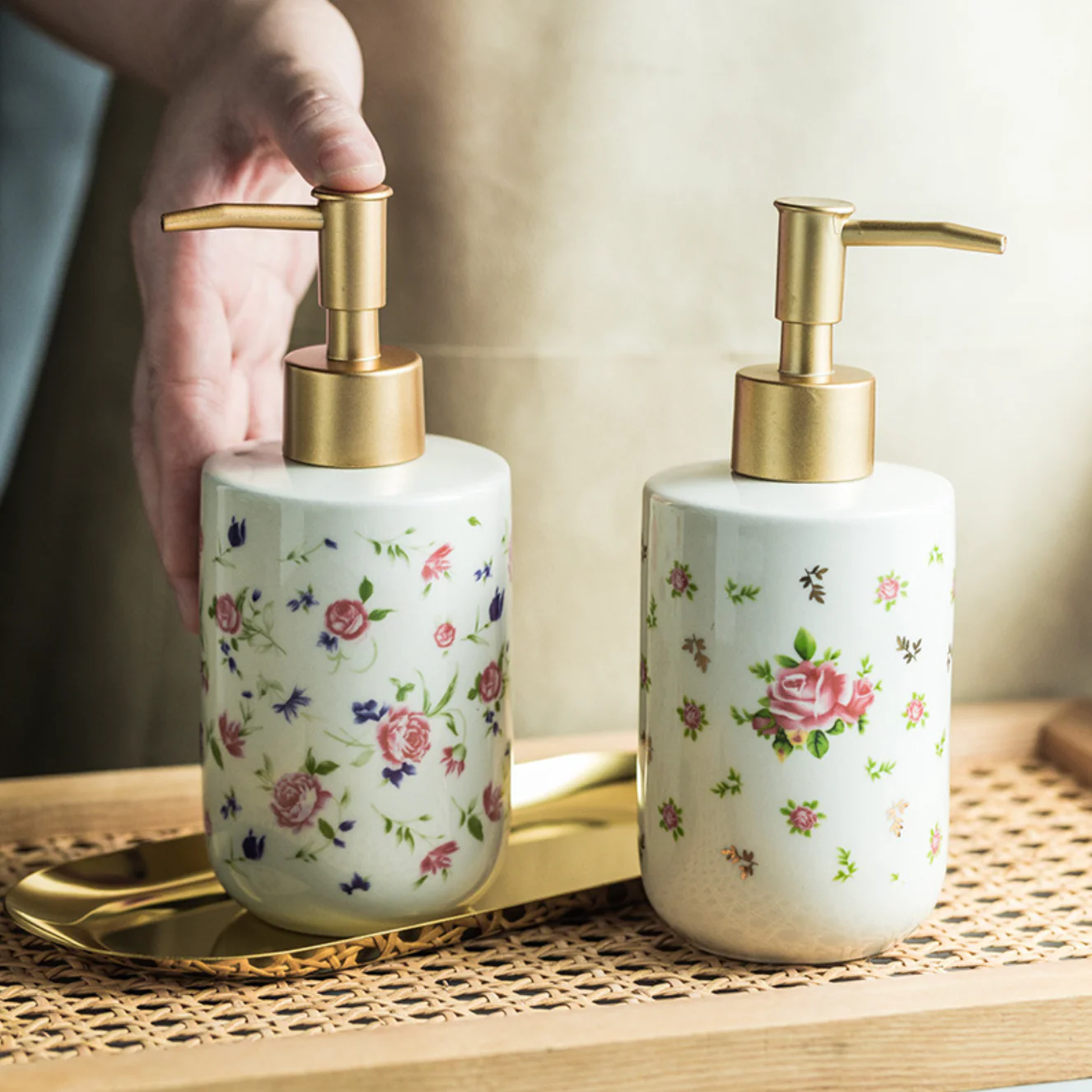 Floral Soap Dispenser - Image 4