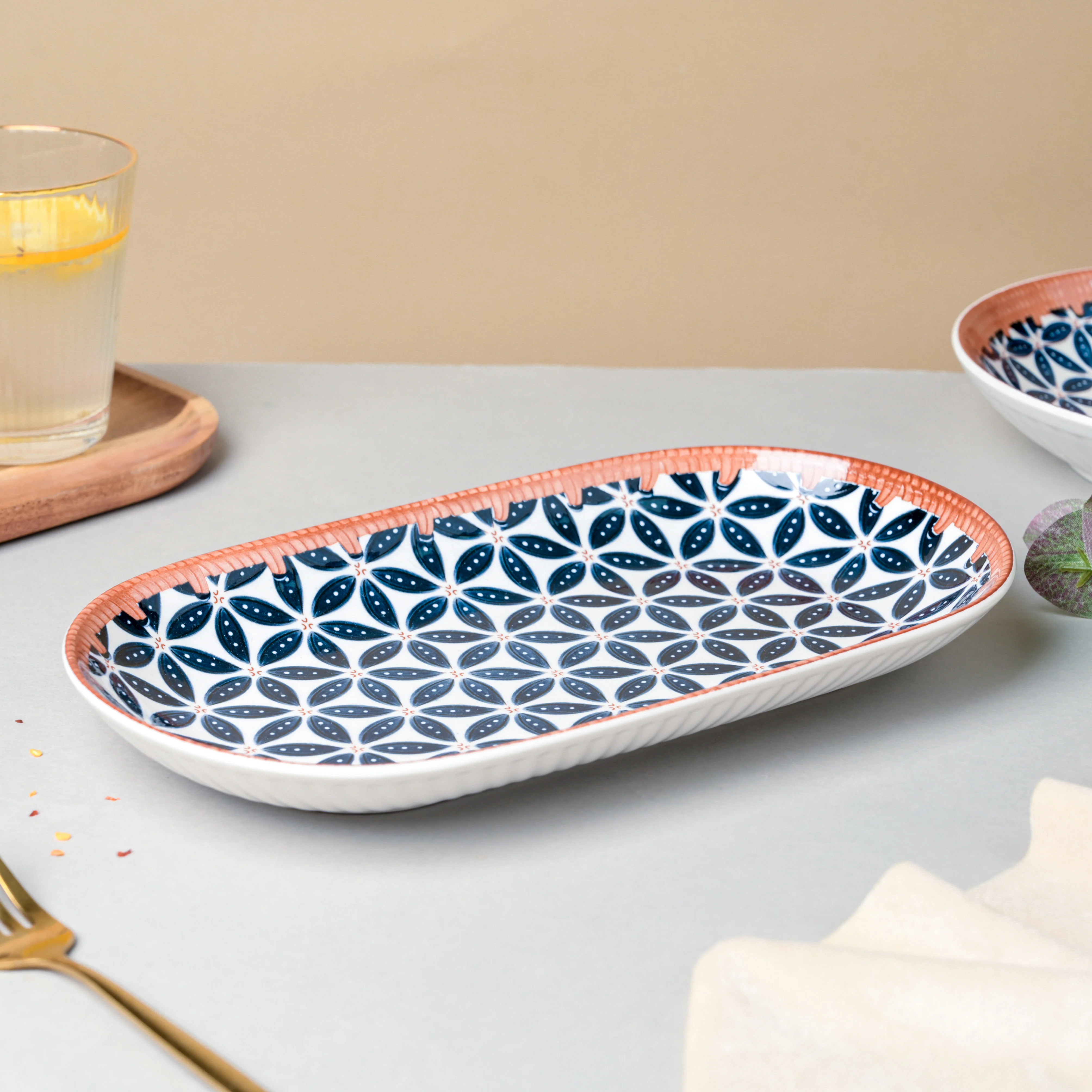 Floret Ceramic Long Plate 11.5 Inch - Image 3