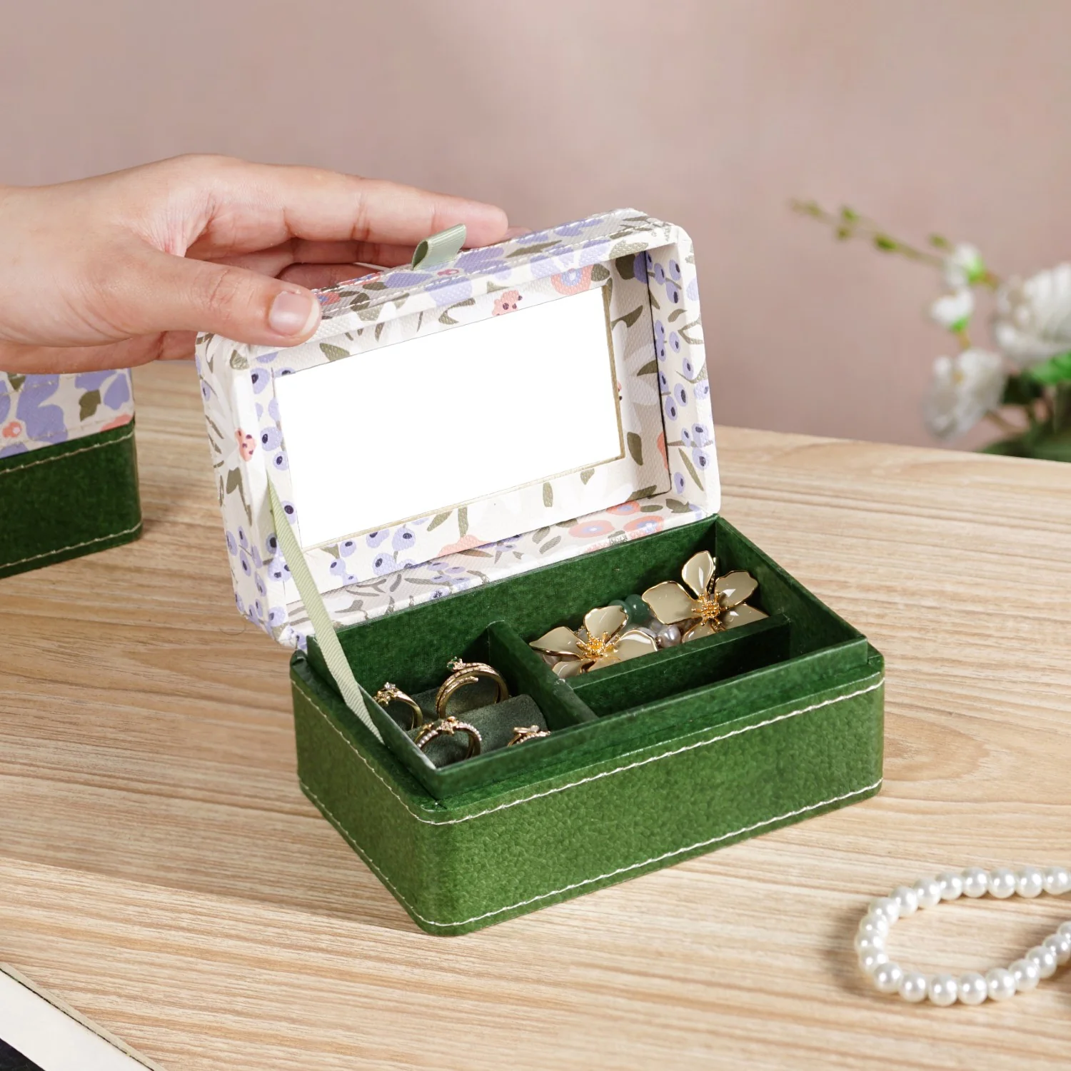 Florina Portable Jewellery Box With Mirror - Image 3