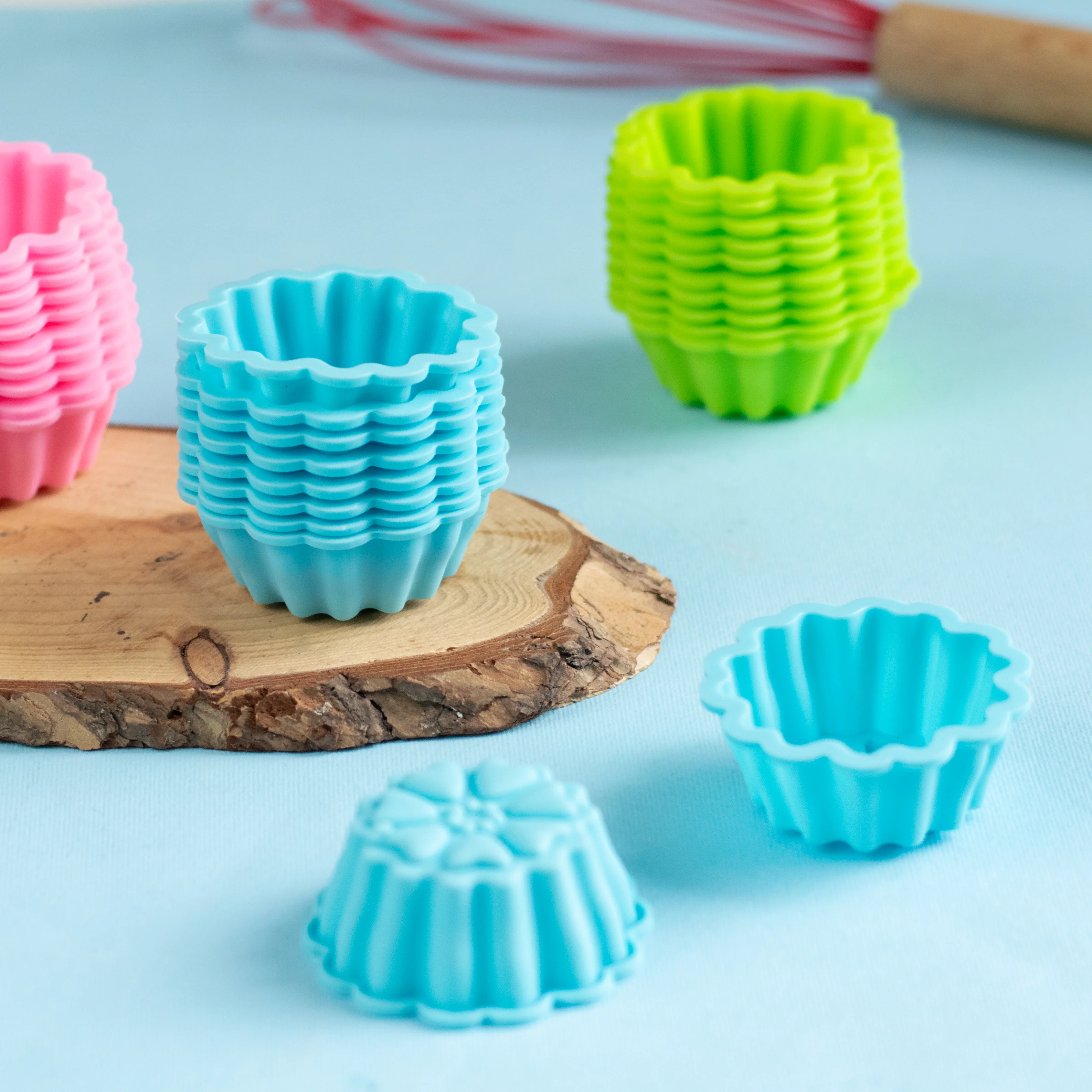 Flower Cupcake Mould - Image 5