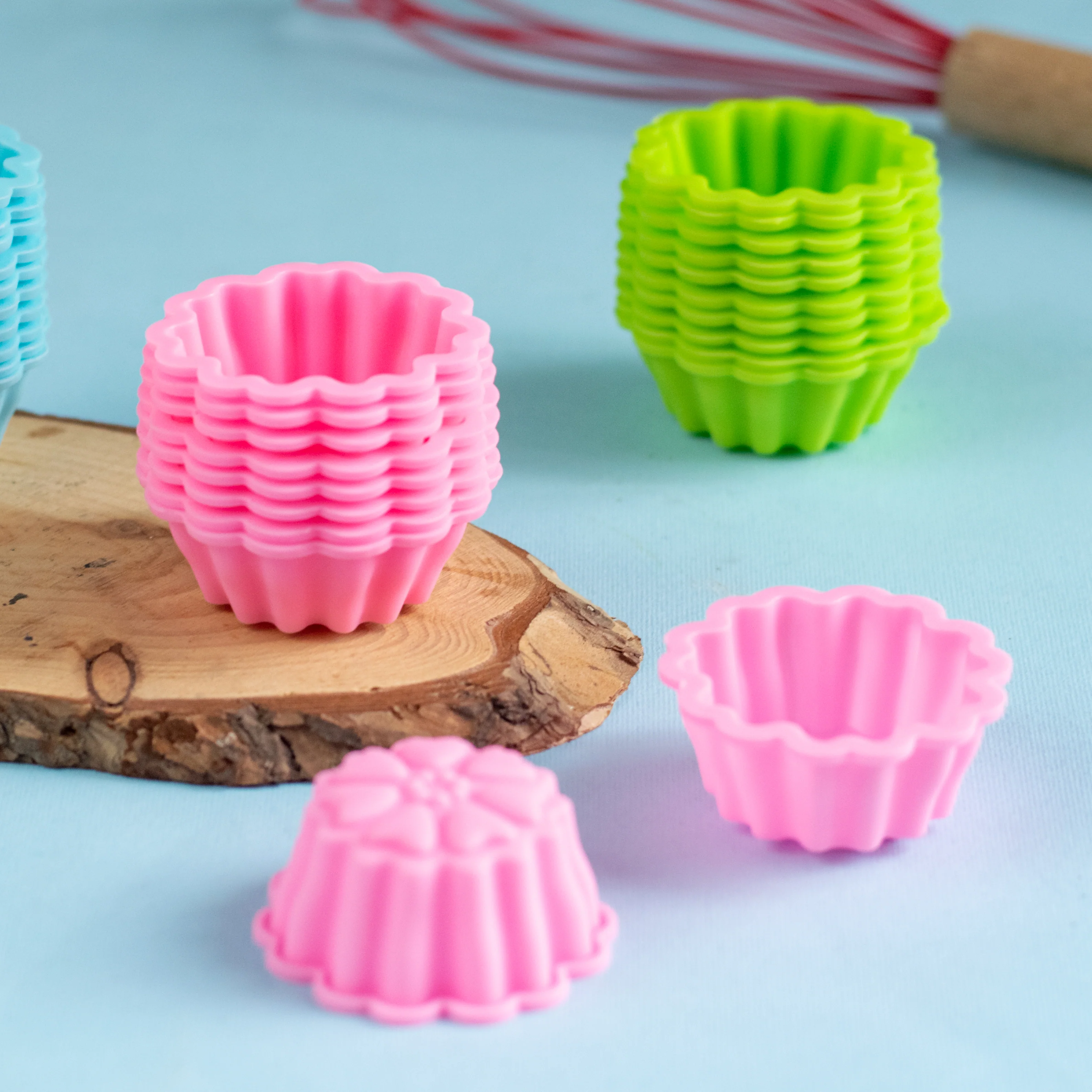 Flower Cupcake Mould - Image 6