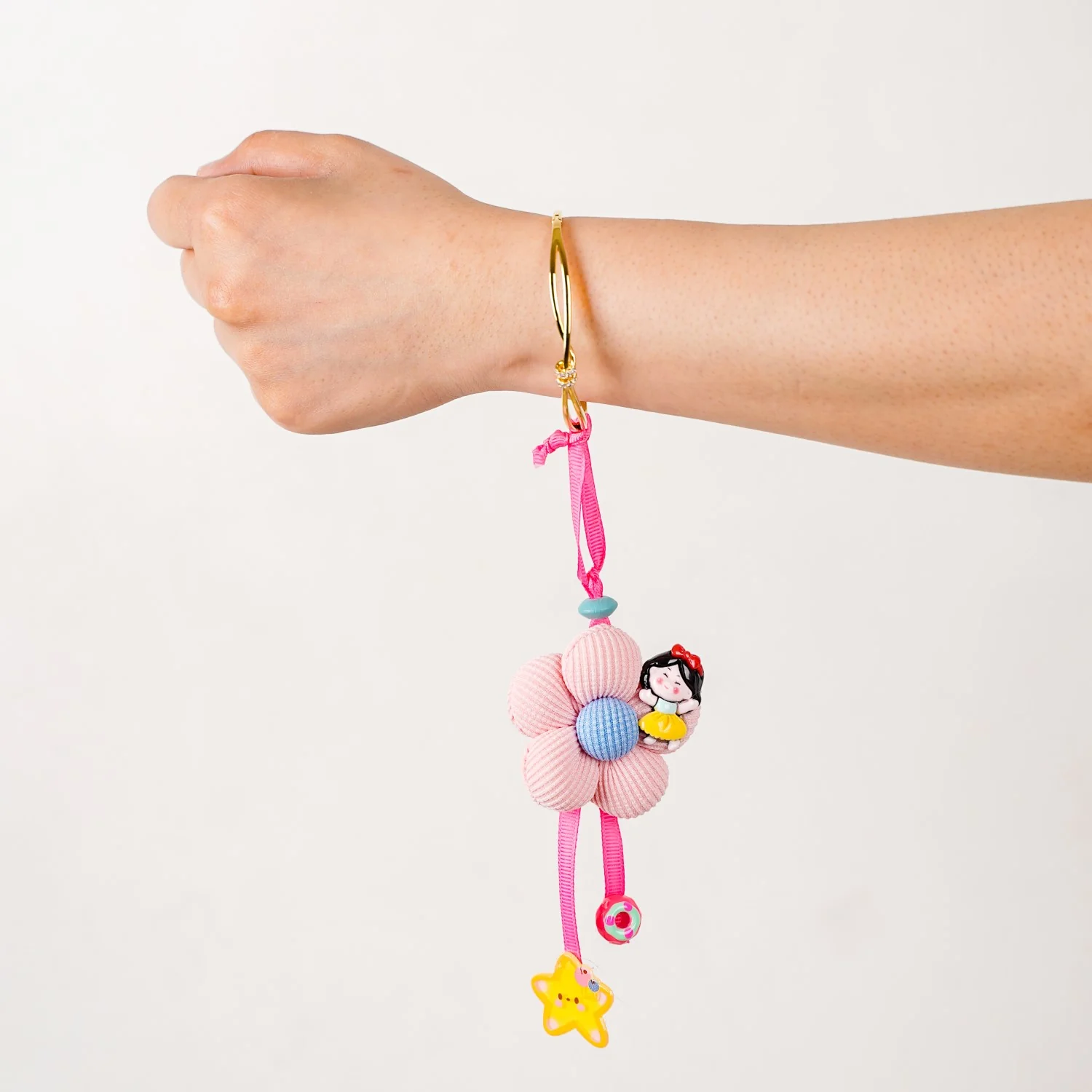 Flower Rakhi Gift Set For Kids - Image 3