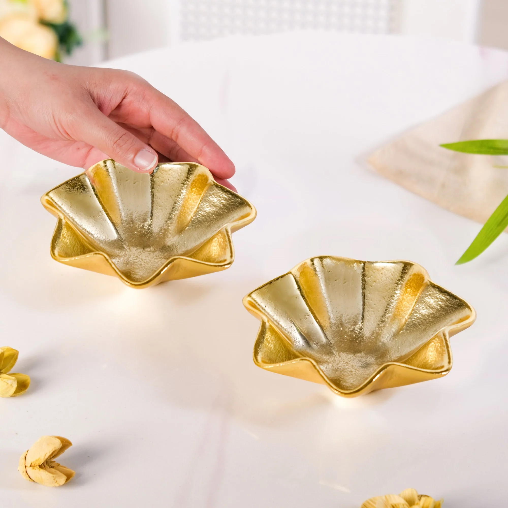 Frill Metal Trinket Bowl Set Of 2 - Image 4