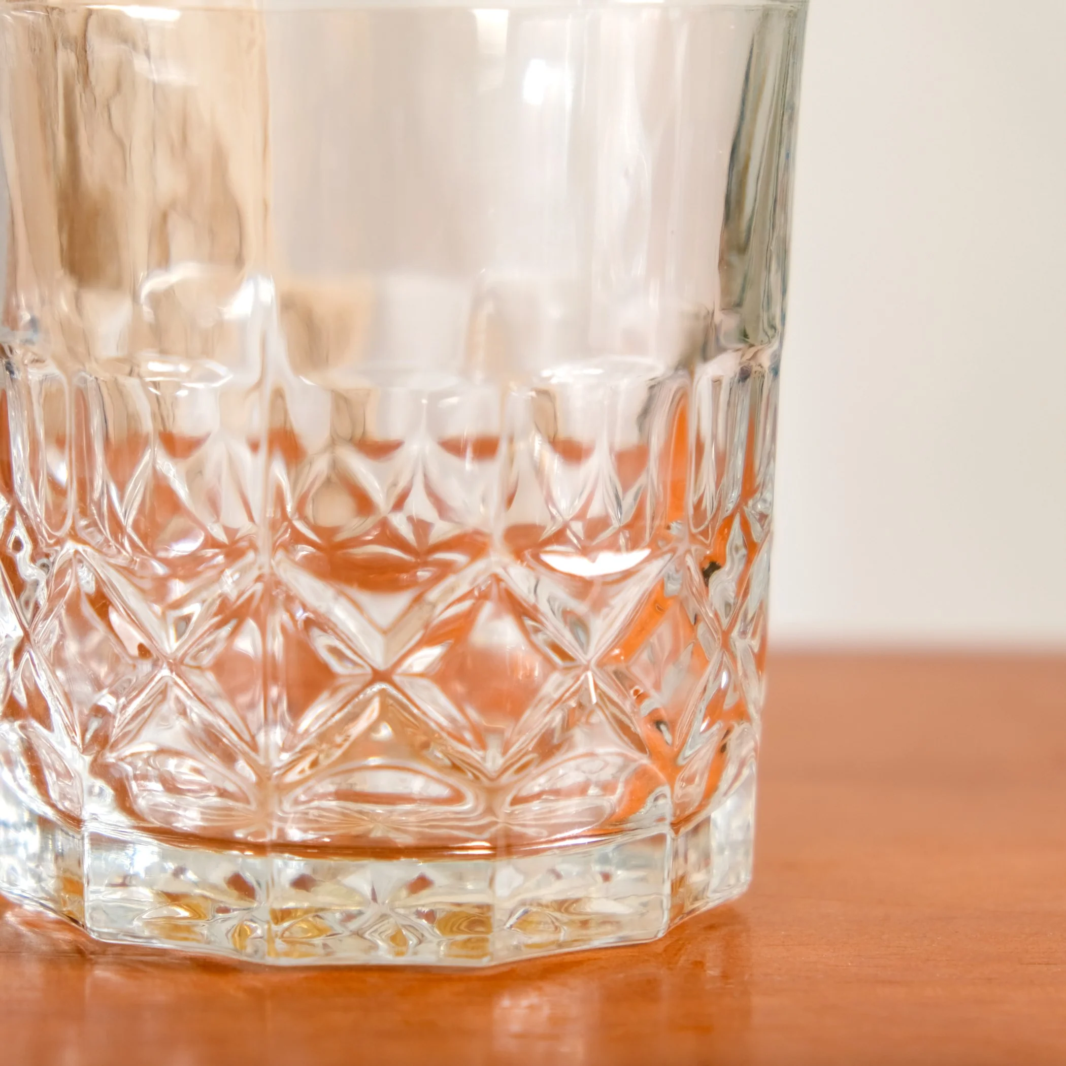 Geometric Embossed Scotch Glass Large Set Of 6 310ml - Image 9