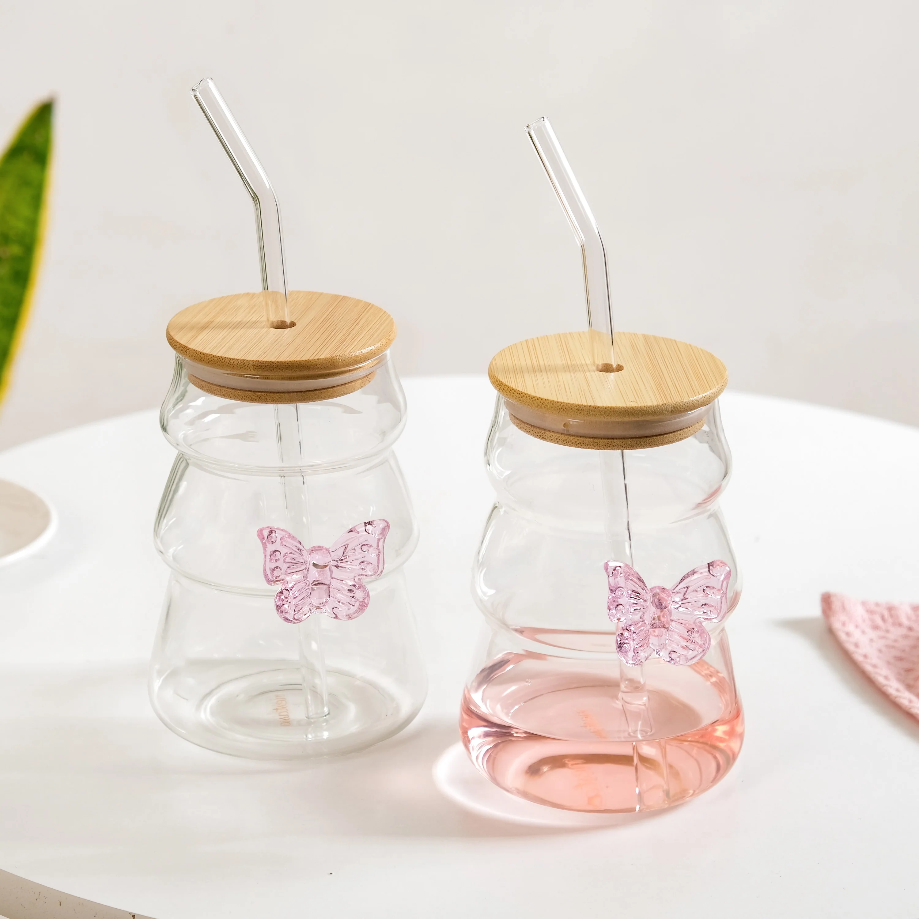 Girlie Butterfly Glass Tumbler With Straw Set Of 2 500ml - Image 4