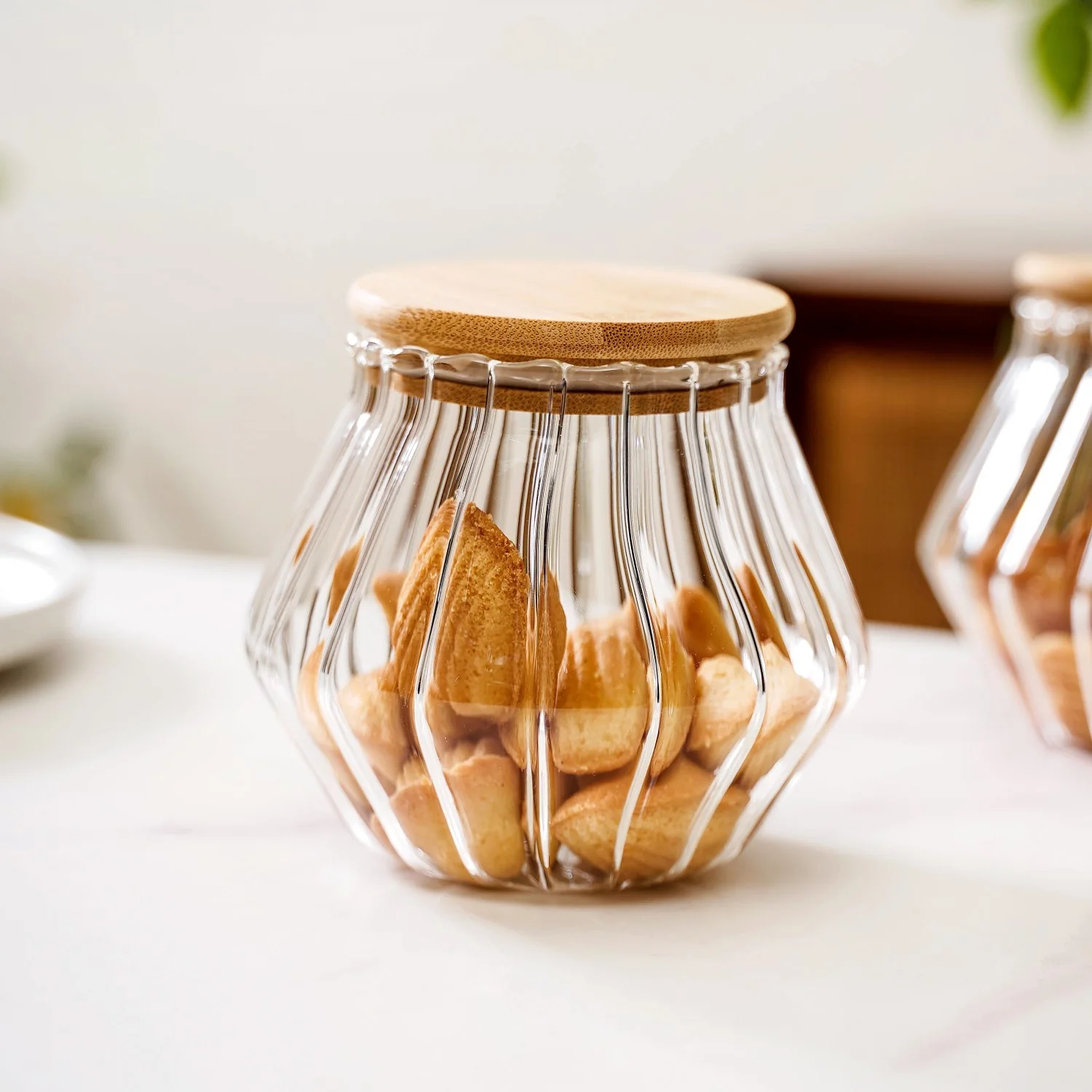 Glass Airtight Cookie Jar With Lid Set Of 2 850ml - Image 8