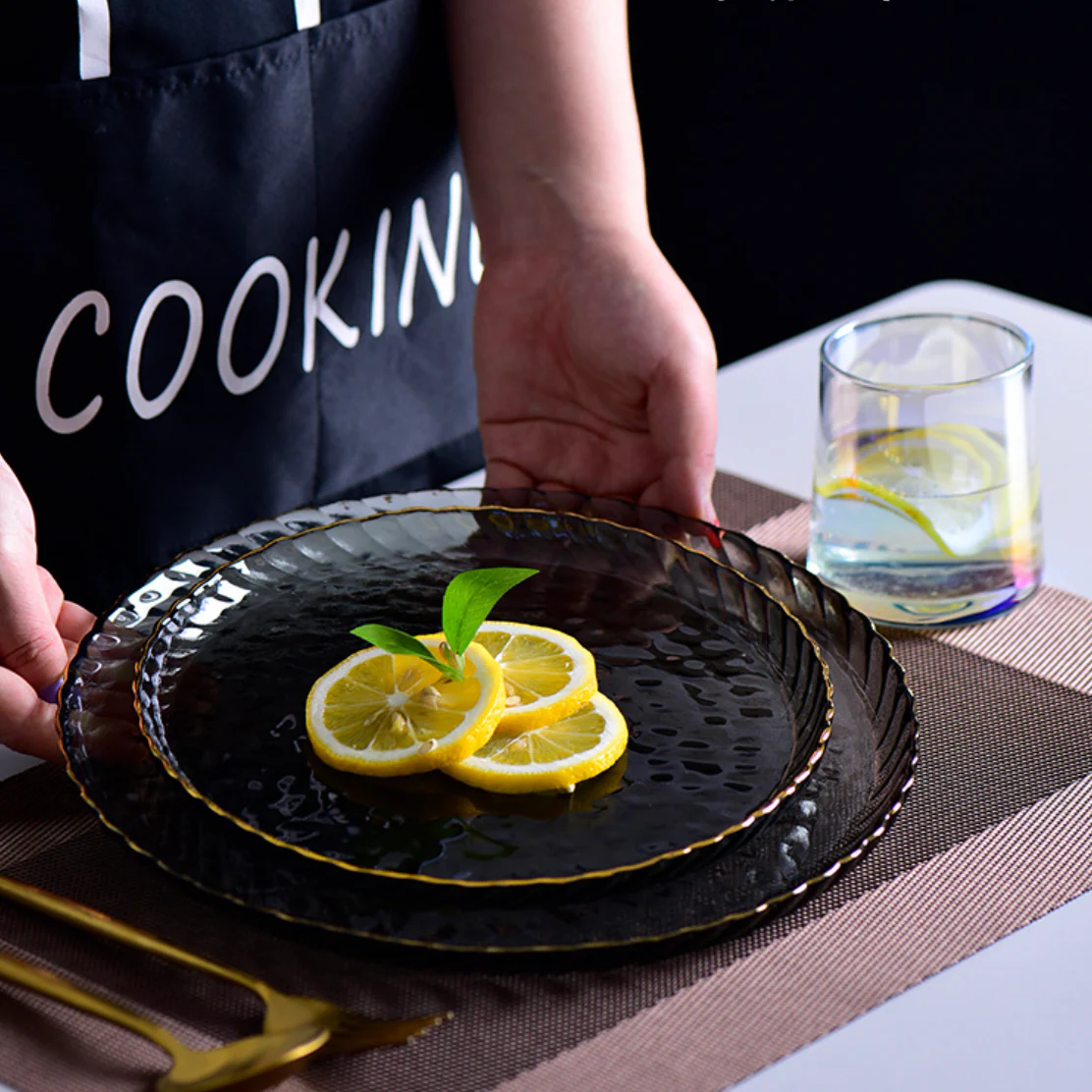 Glass Dinner Plate Grey - Image 10