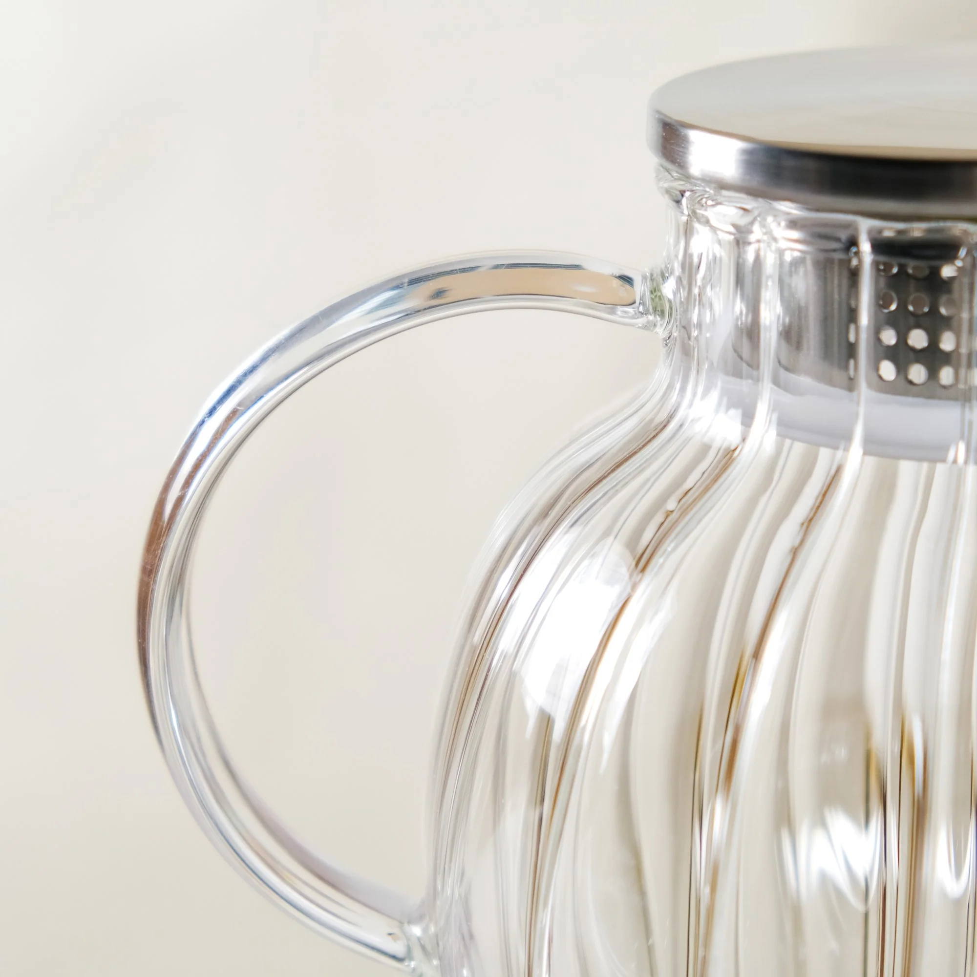 Borosilicate Glass Water Jug 1300ml - Image 9