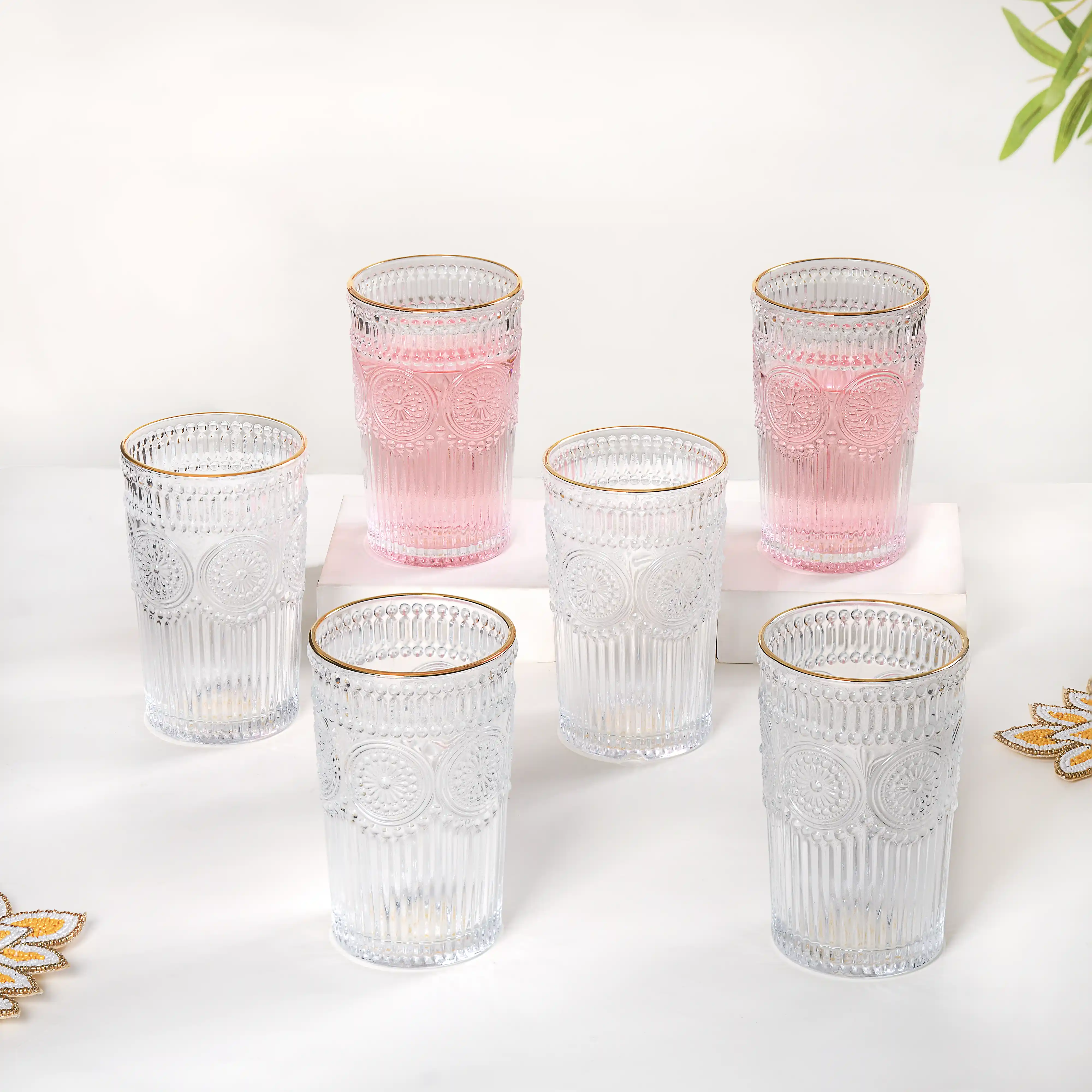 Glassy Glamour Gift Set Of 4 - Image 3
