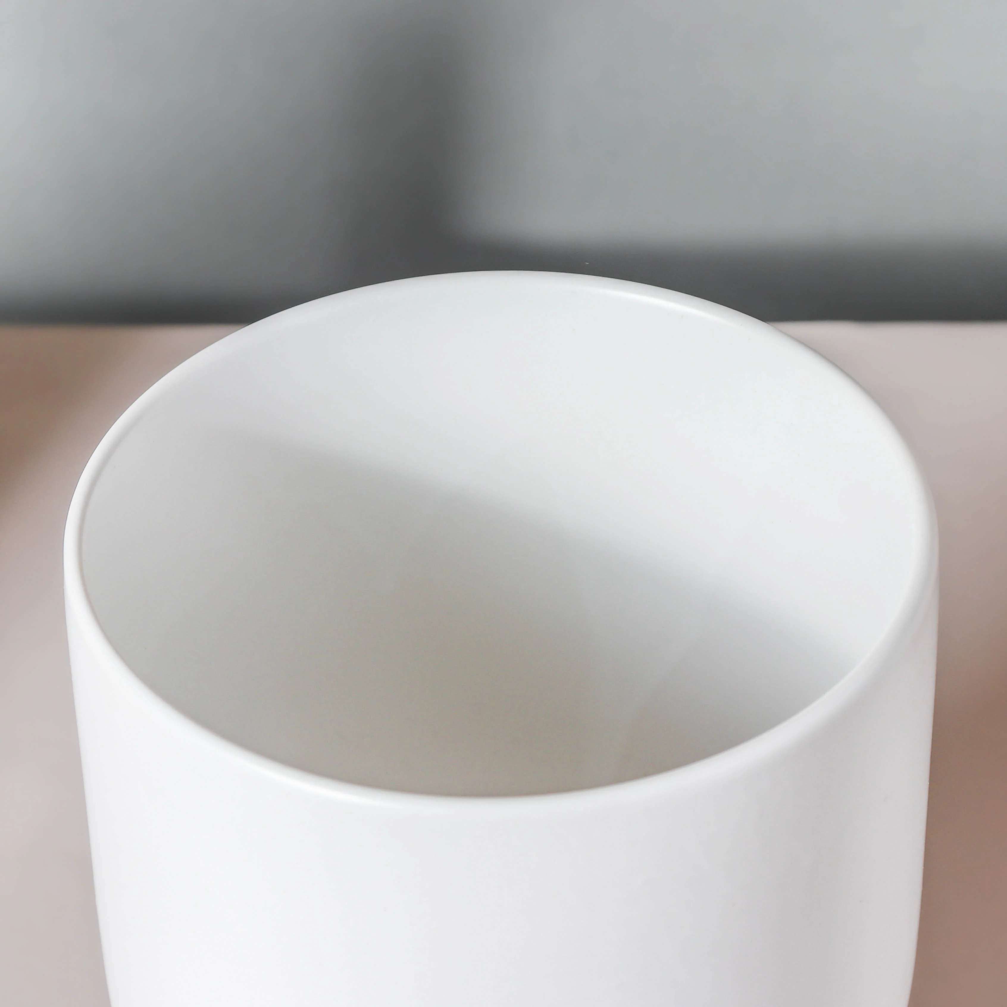 Glazed Flower Planter With Stand - Image 8