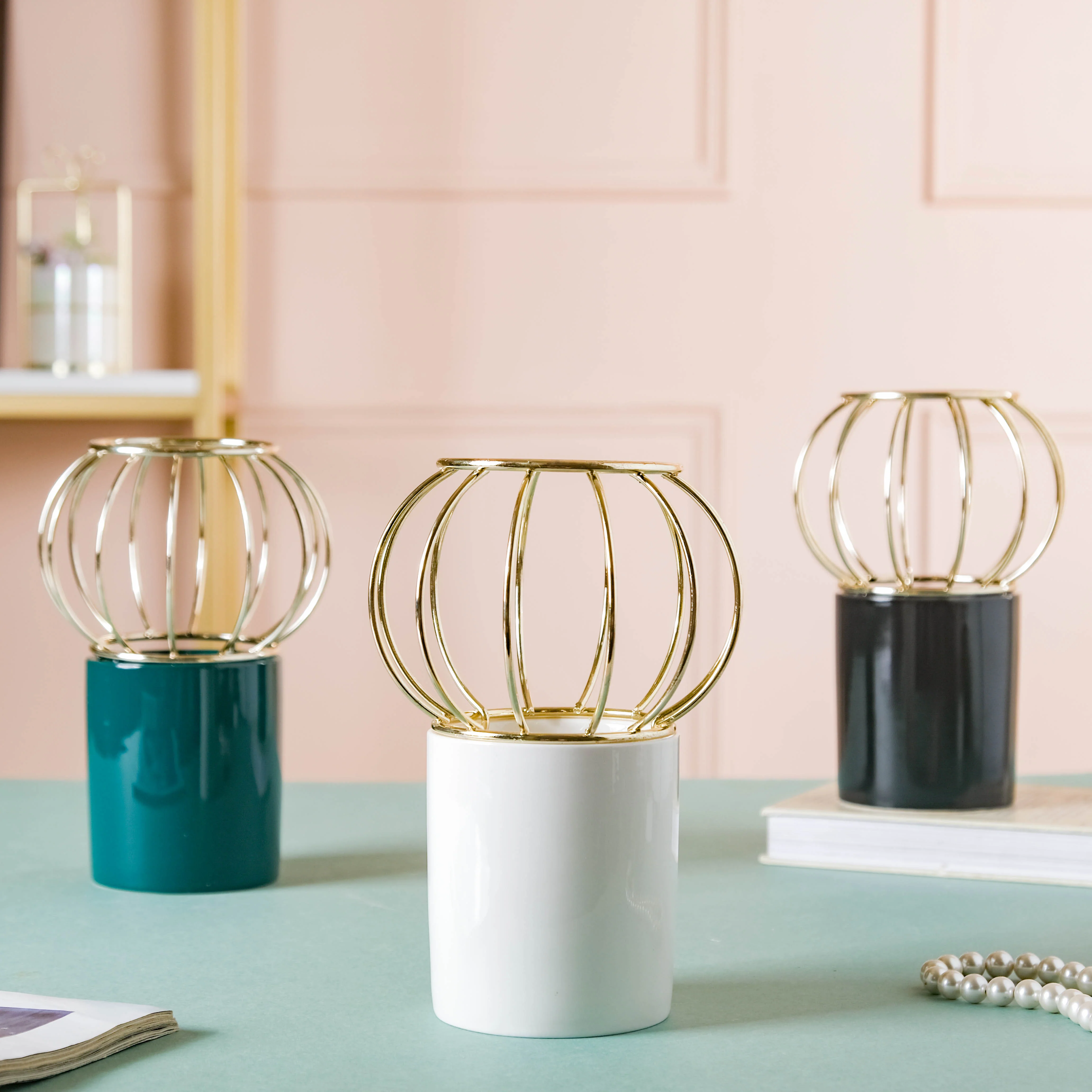 Globe Vase - Image 4