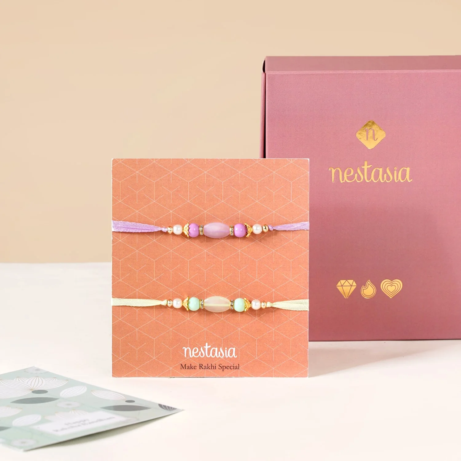 Globetrotter Rakhi Gift Hamper For Brother - Image 3
