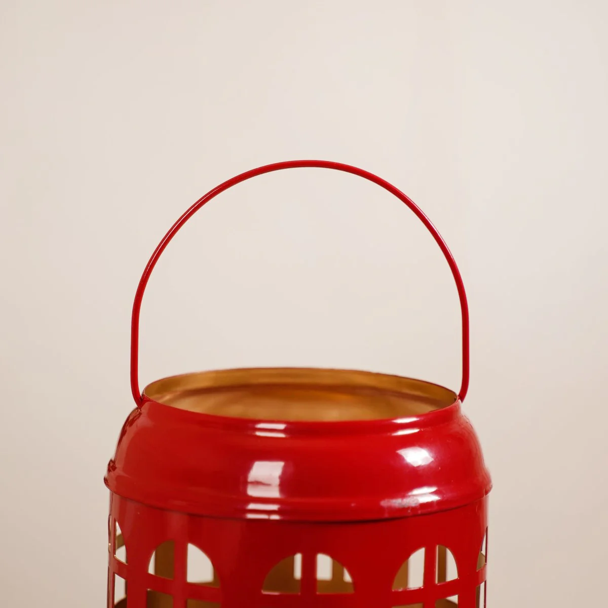 Festive Red Candle Holder With Handle Set of 2 - Image 7