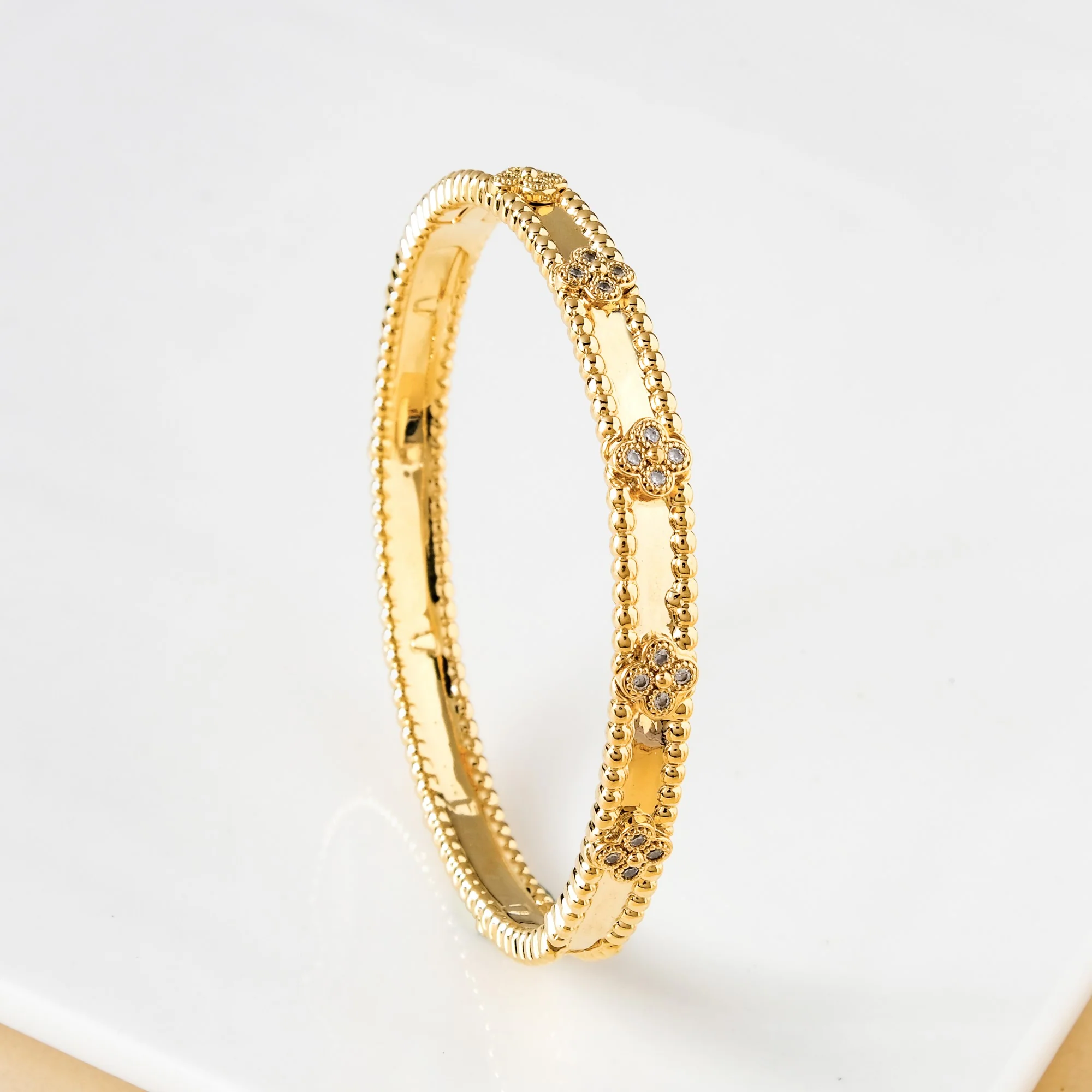 Gold Bloom Metal Bangle