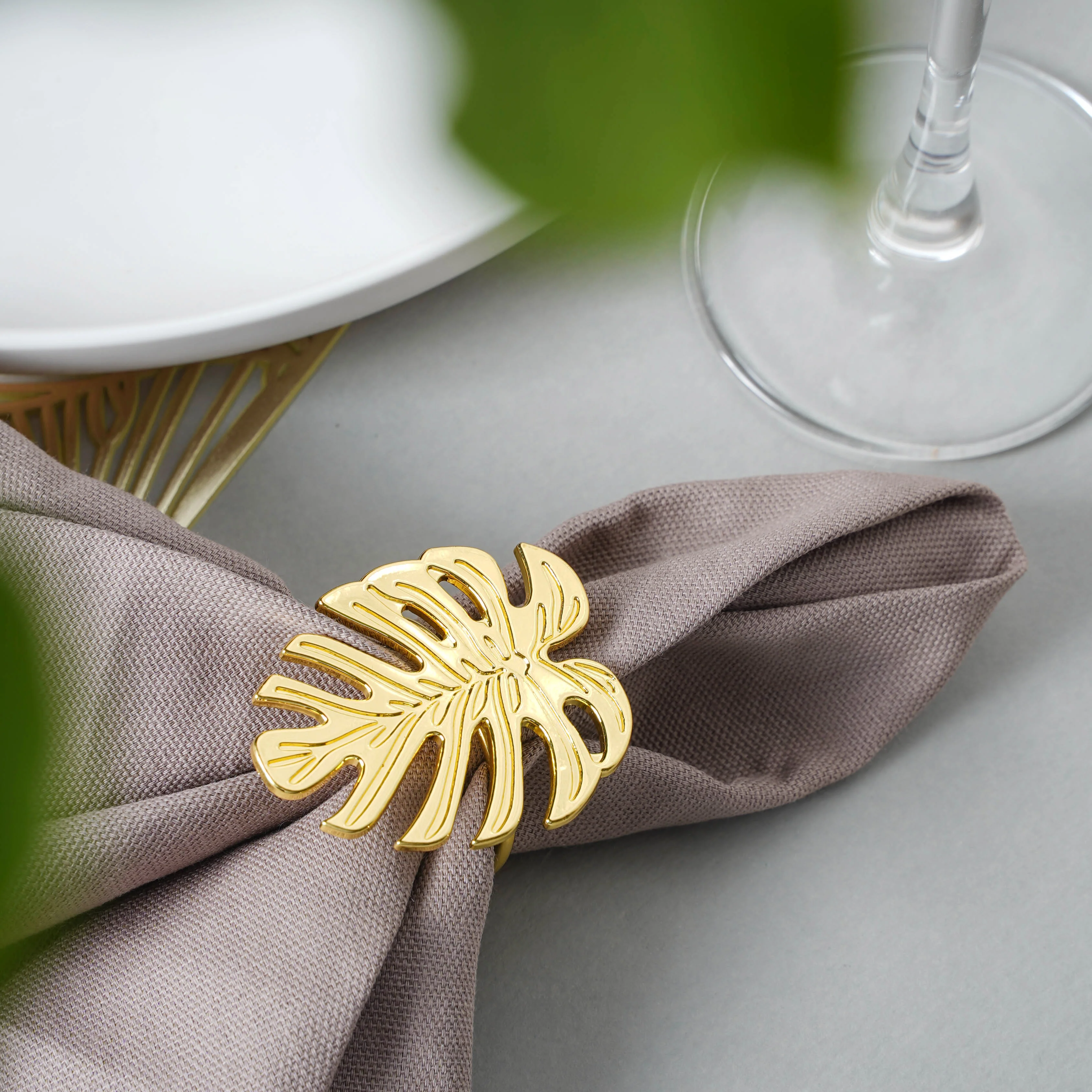 Gold Leaf Napkin Ring - Image 14