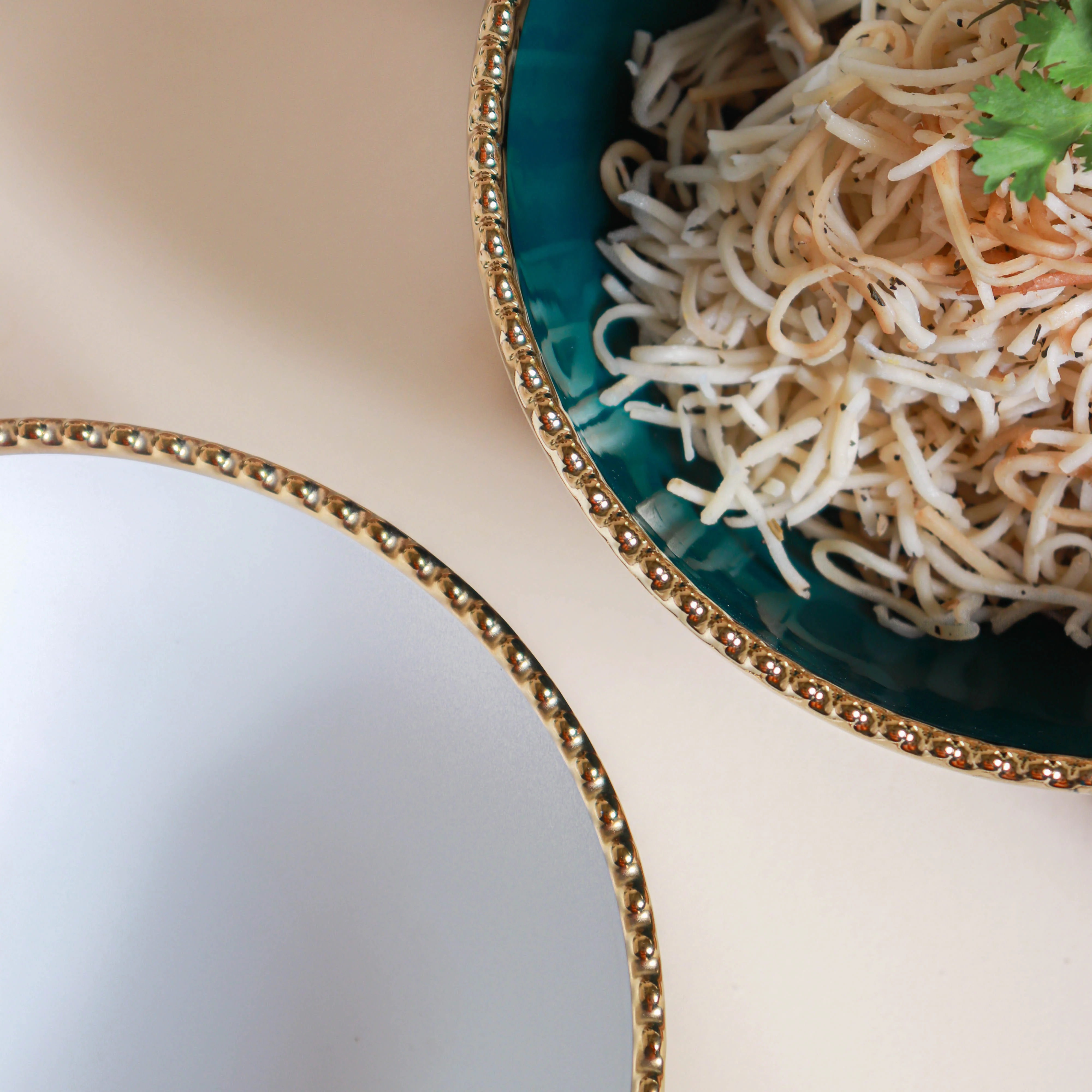Gold Rim Salad Bowl 800 ml - Image 11