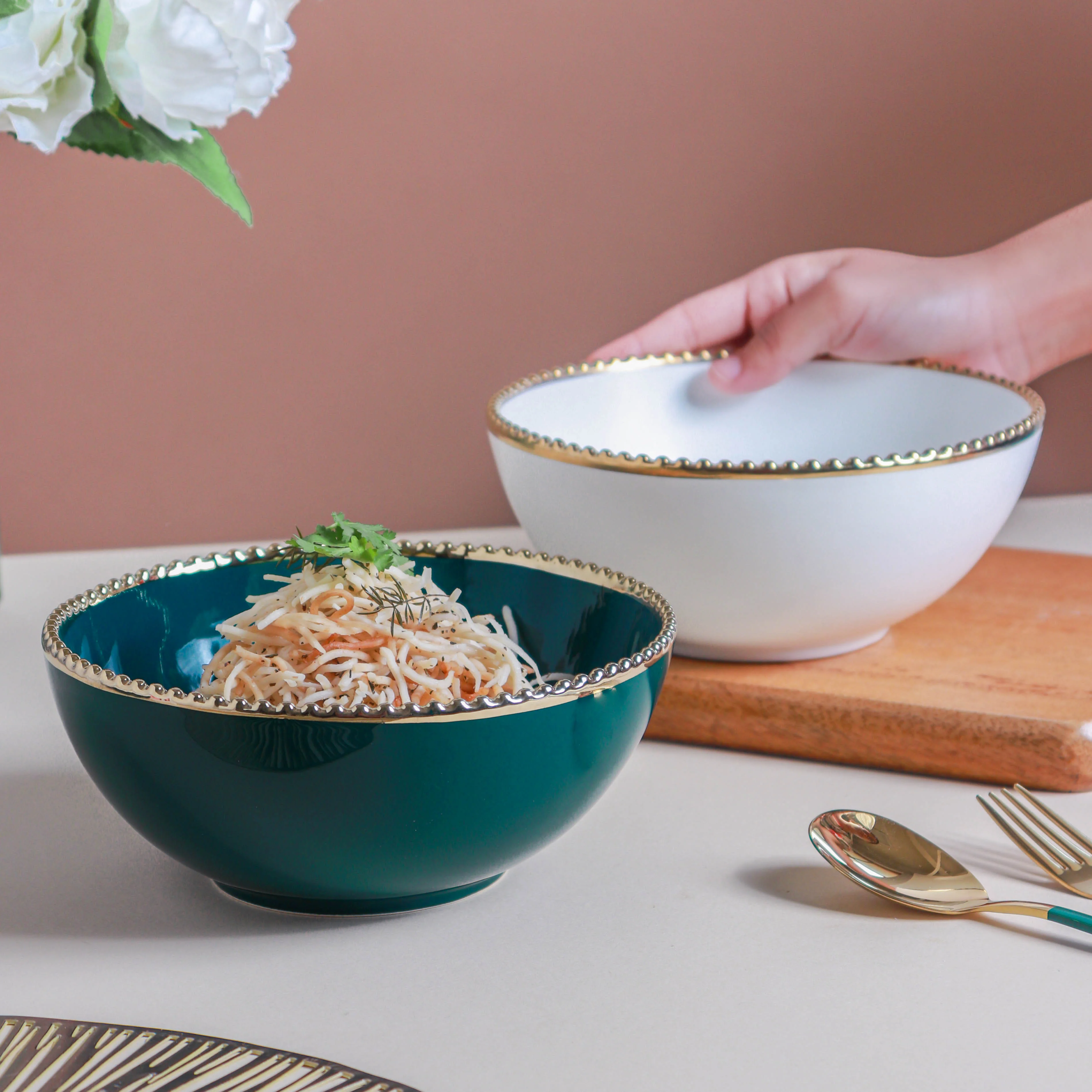 Gold Rim Salad Bowl 800 ml - Image 2