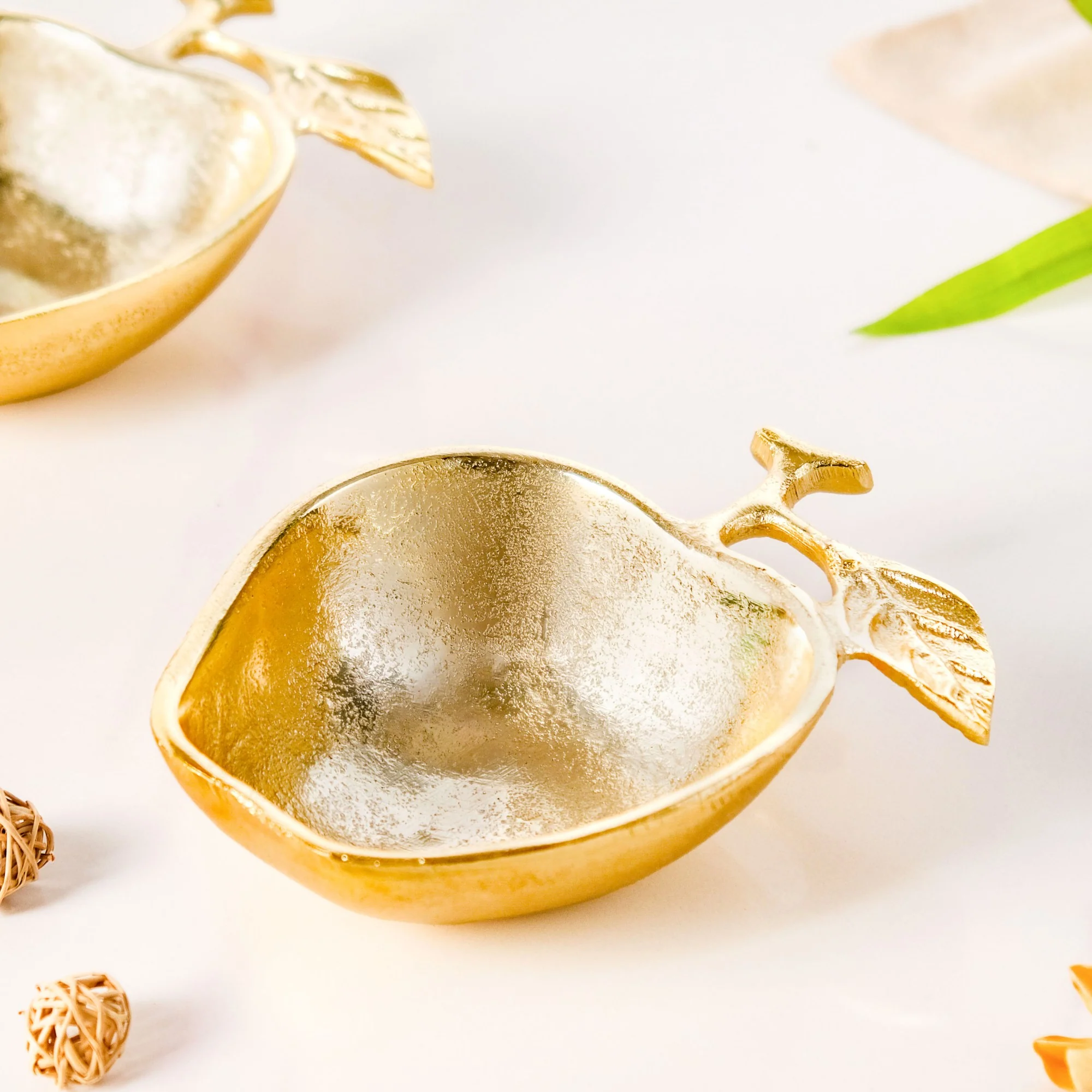 Golden Apple Trinket Bowl Set Of 2 - Image 9