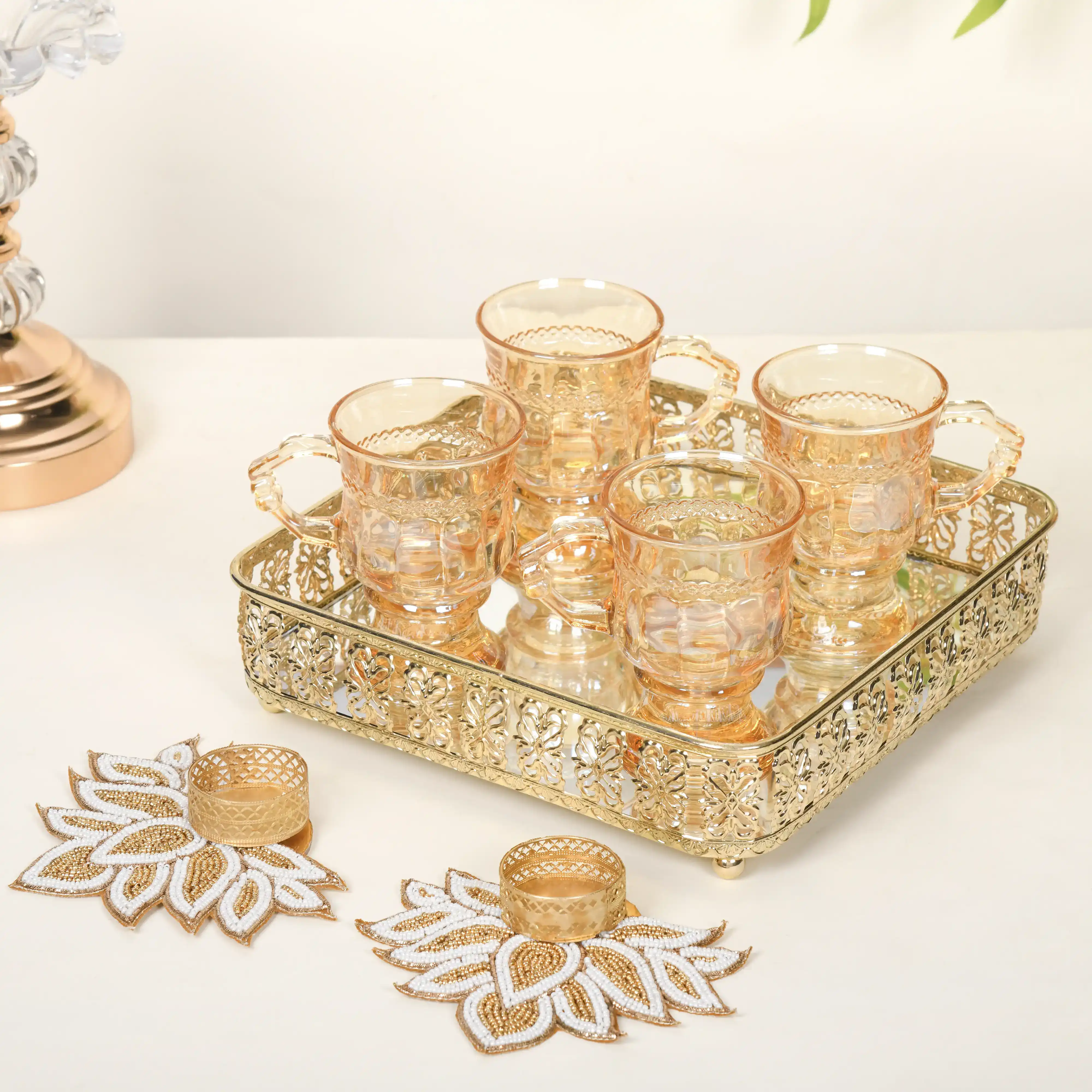 Golden Glass Gift Hamper Set of 4 - Image 2