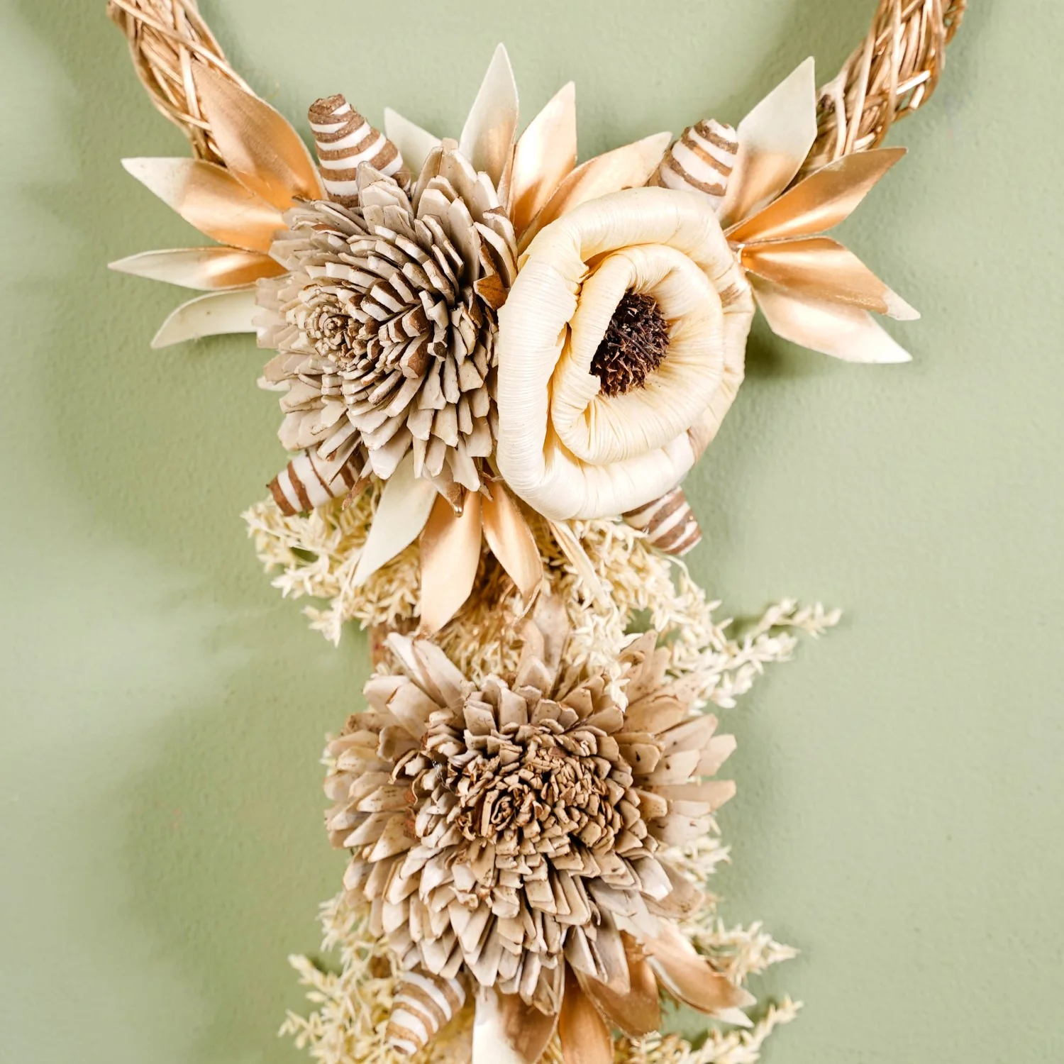 Golden Rings Dried Natural Flower Wall Hanging - Image 2