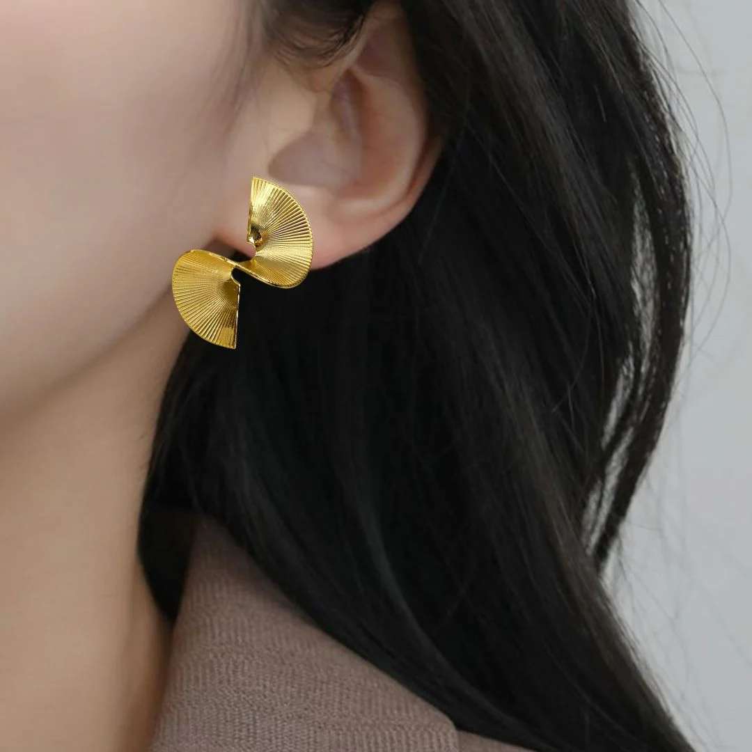 Graceful Gold Sensu Fan Earrings - Image 5