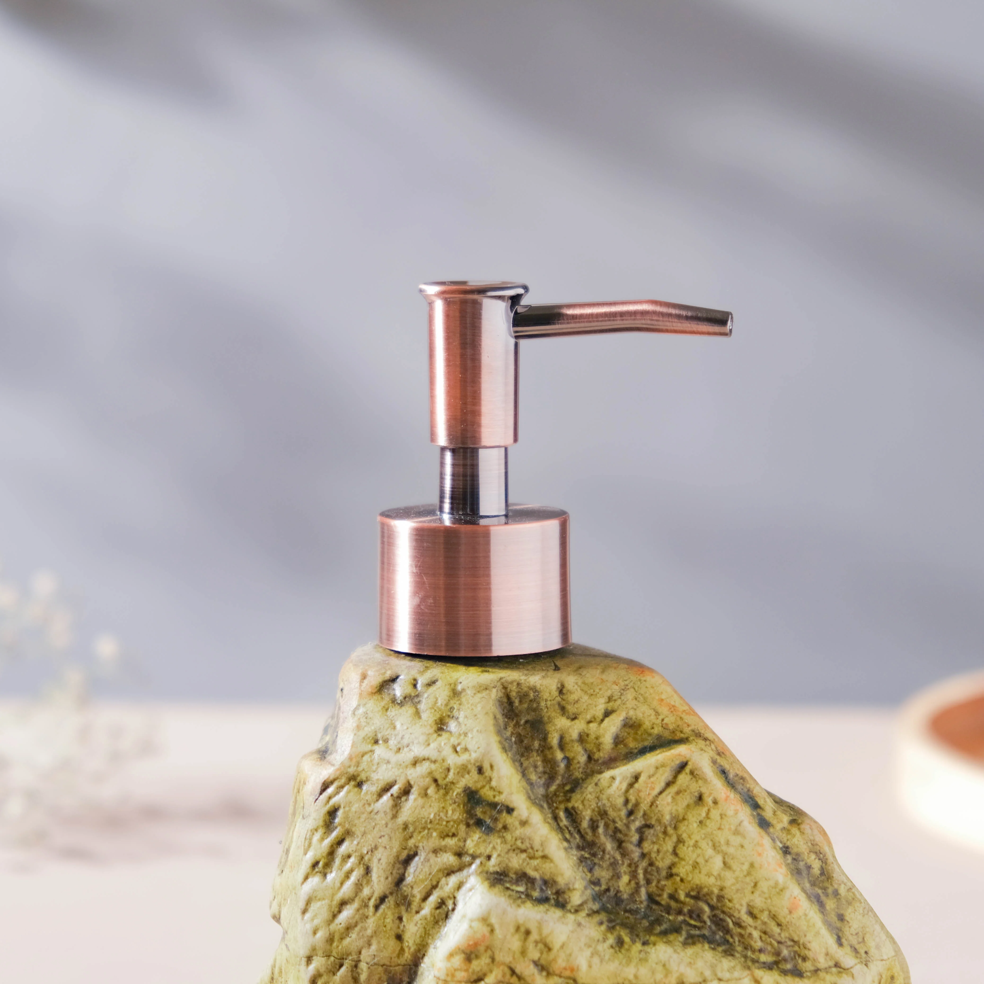 Green Beryl Stone Dispenser 350ml - Image 10