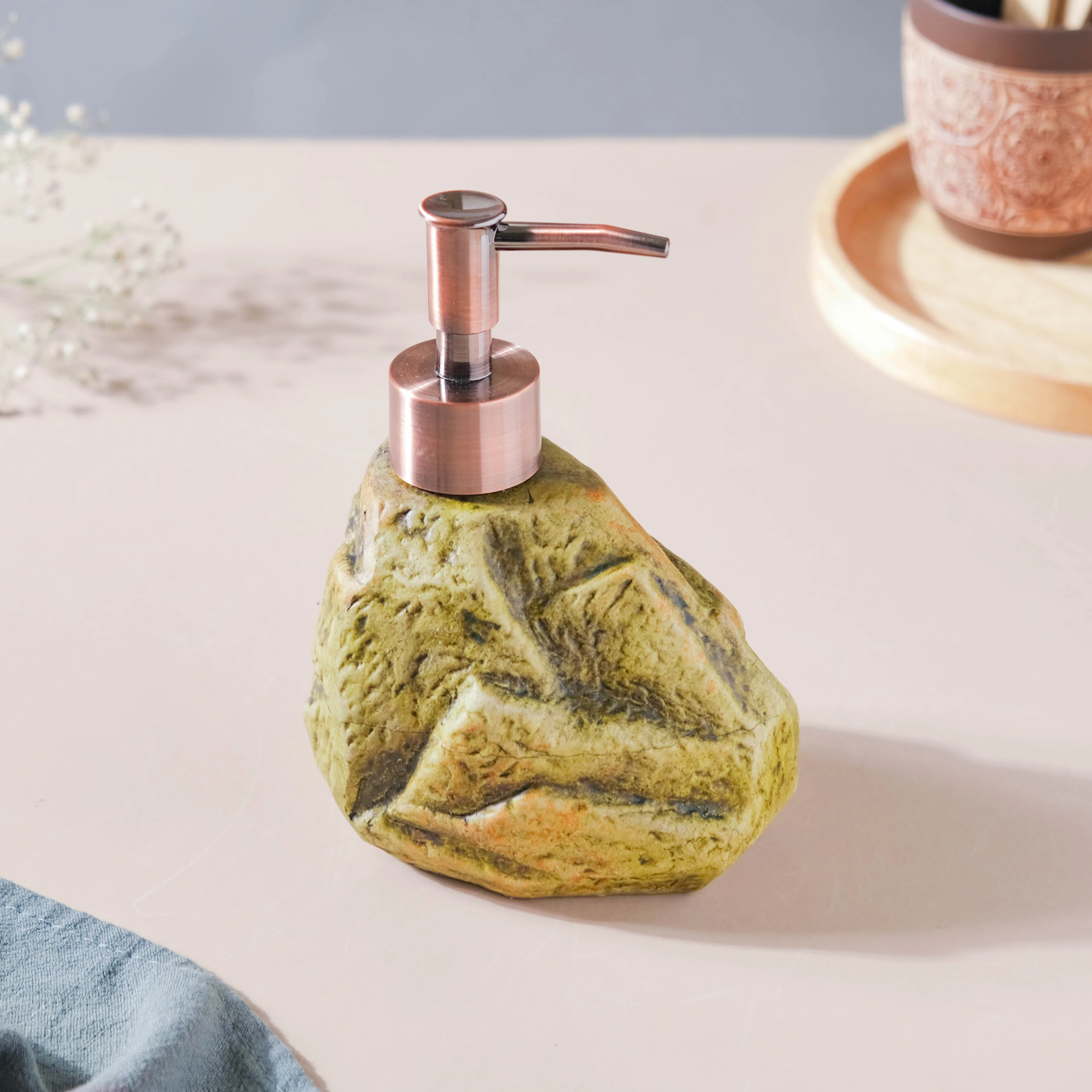 Green Beryl Stone Dispenser 350ml - Image 5