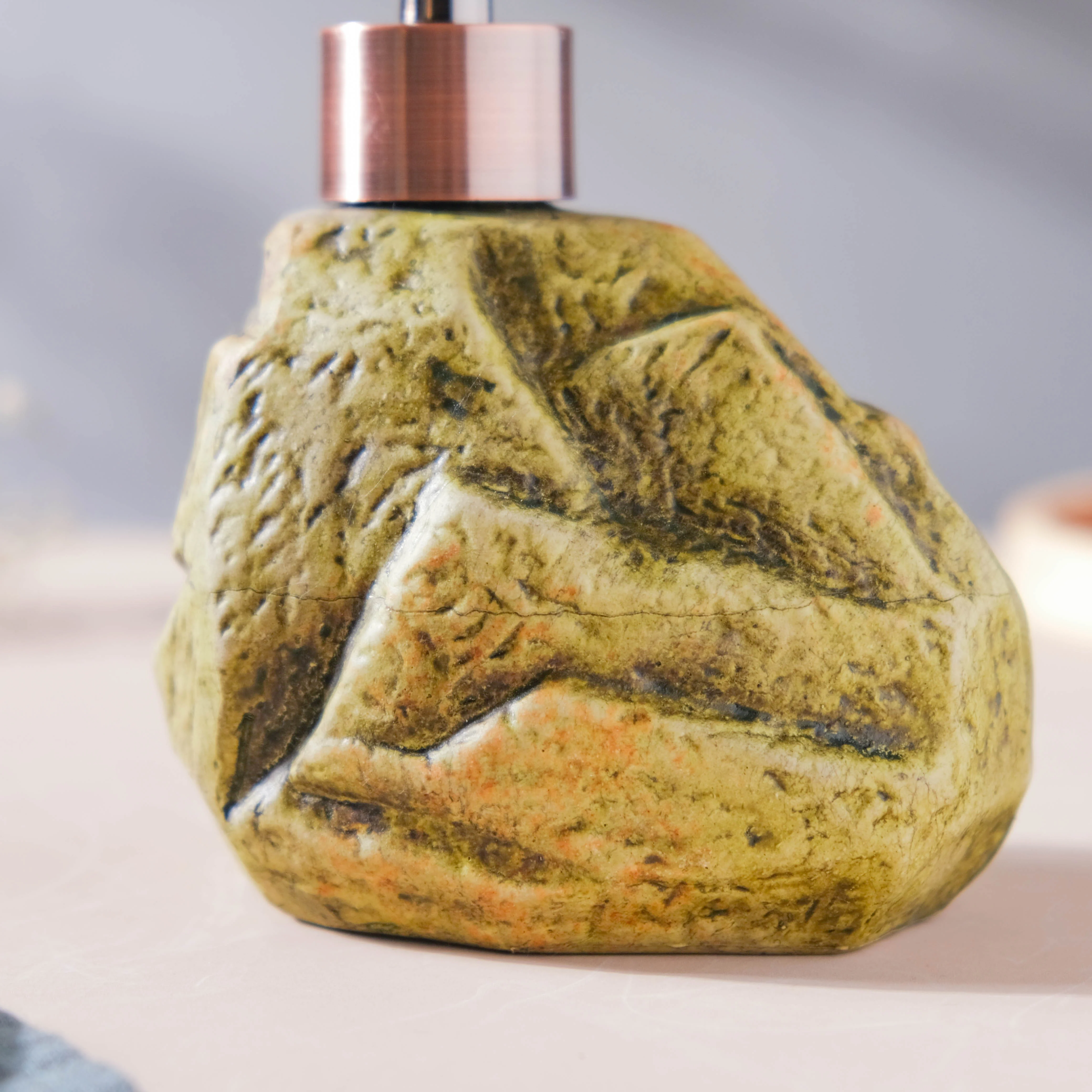 Green Beryl Stone Dispenser 350ml - Image 8