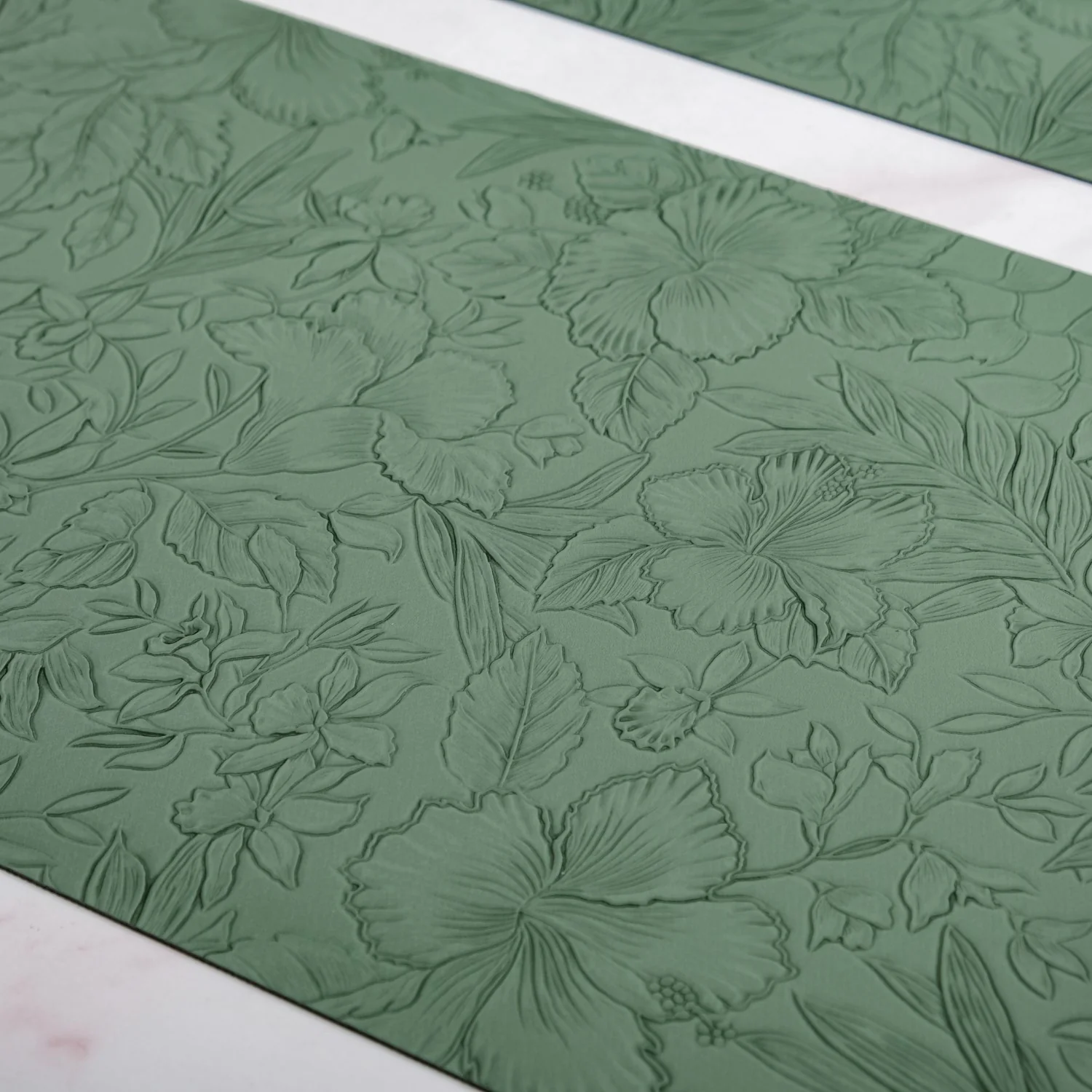 Green Embossed Hibiscus Rectangular Placemats Set Of 6 - Image 3