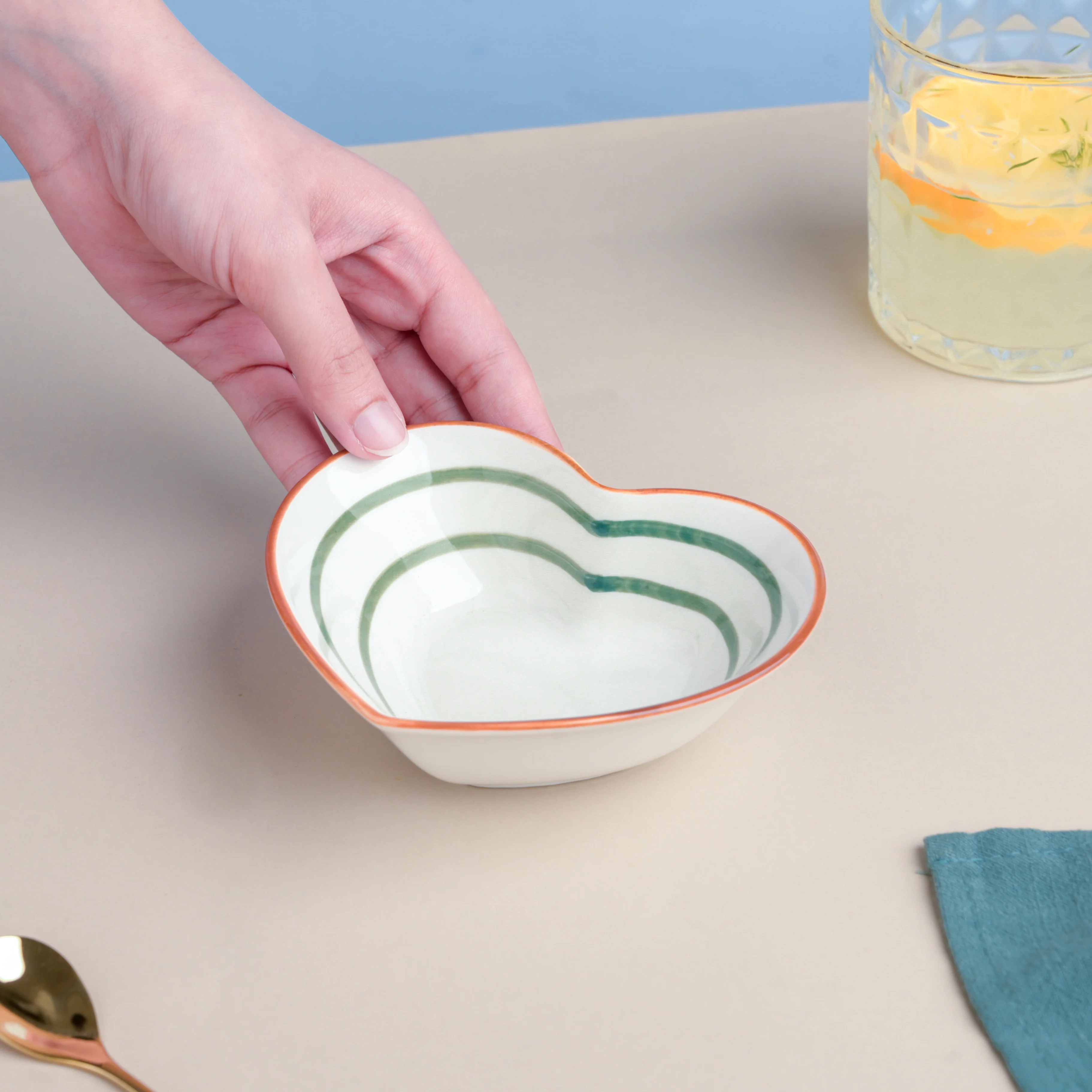 Green Illusion Heart Snack Bowl - Image 2