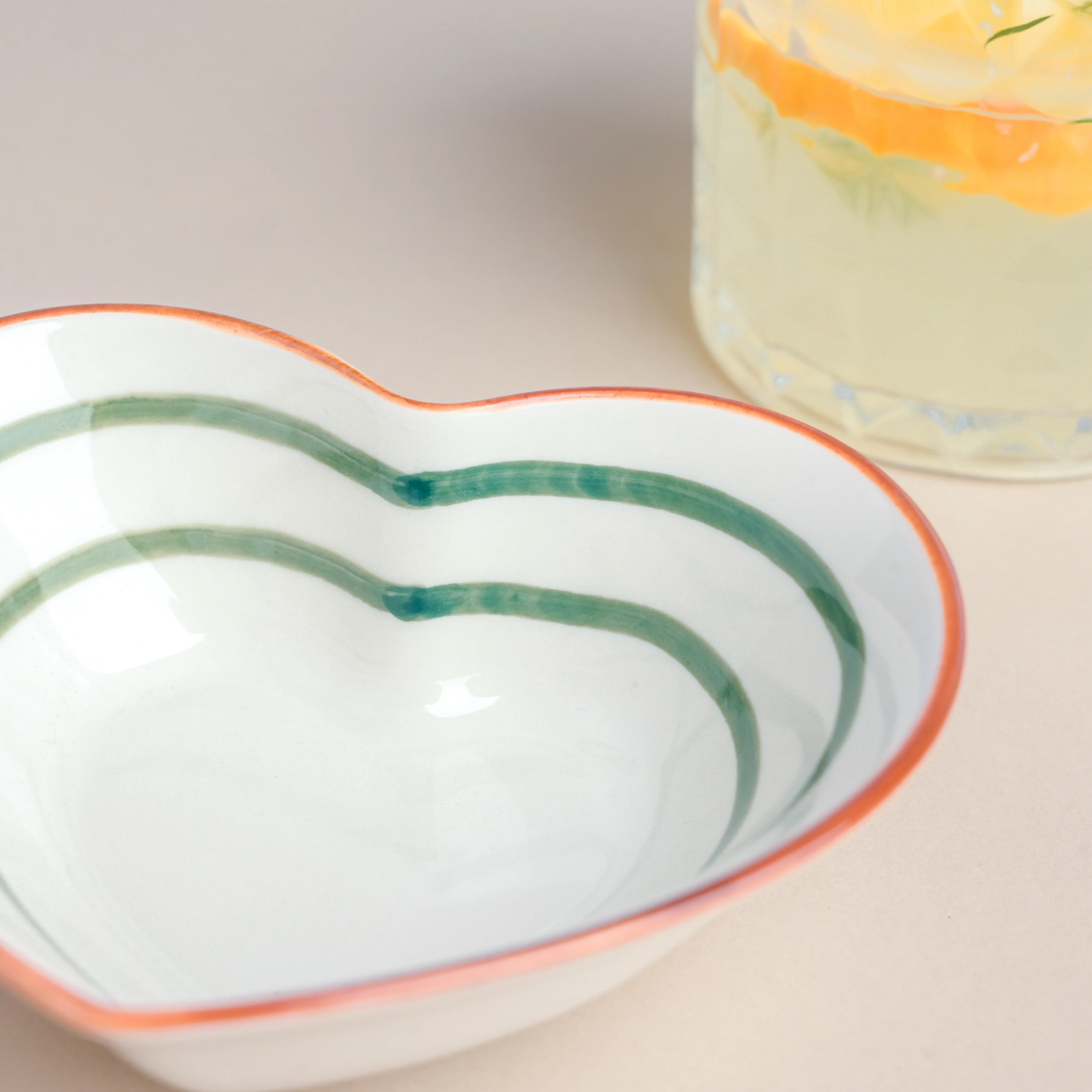 Green Illusion Heart Snack Bowl - Image 5