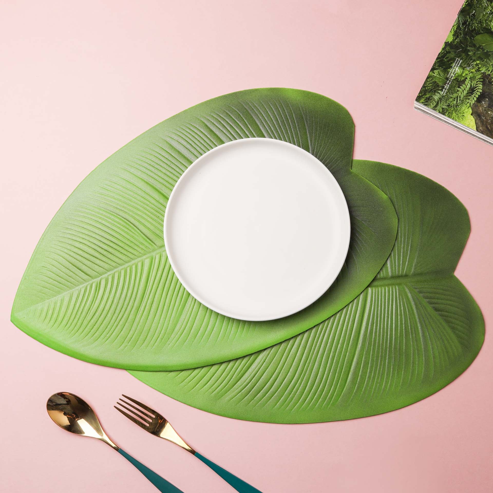 Green Leaf Placemat Set of 2 - Image 3