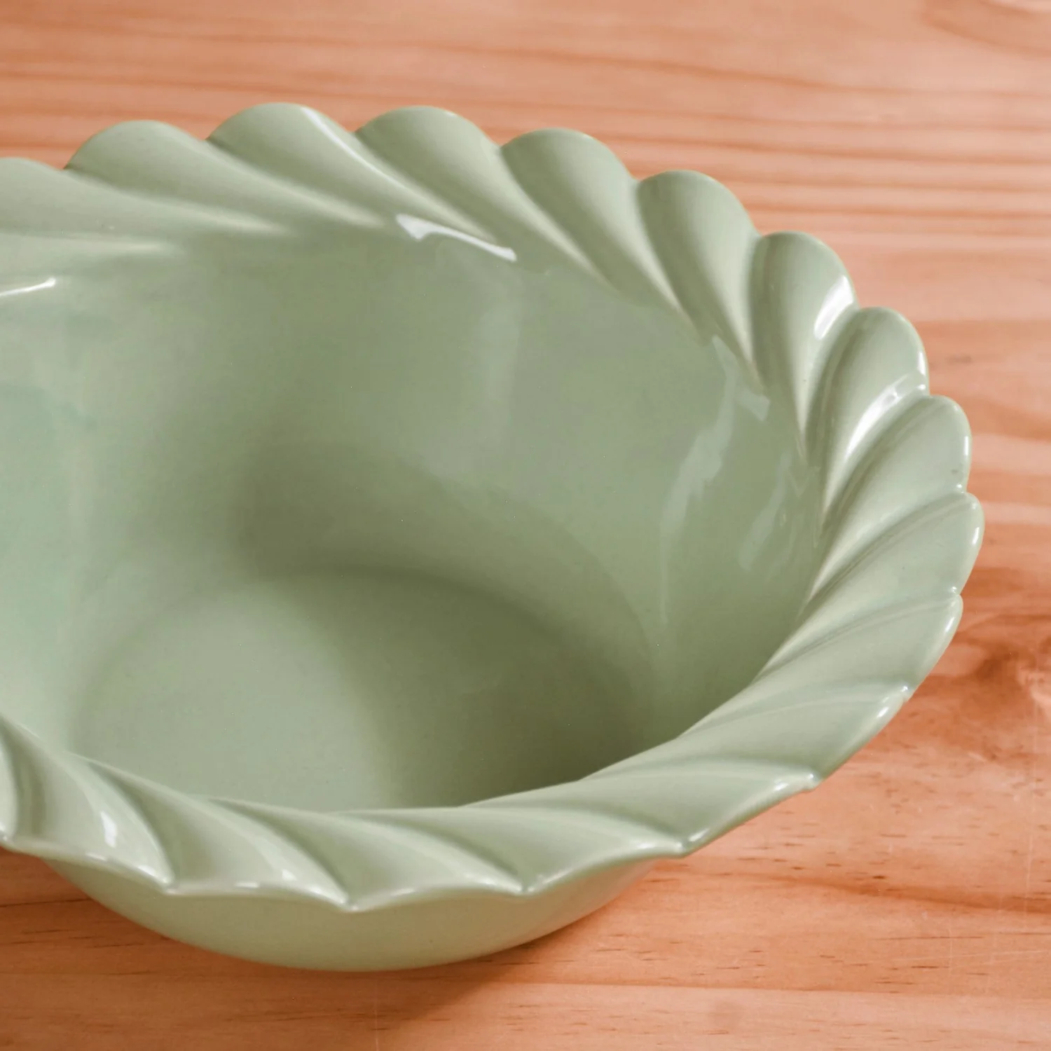 Green Scallop Luxury Serving  Bowls Set Of 2 1000ml - Image 8