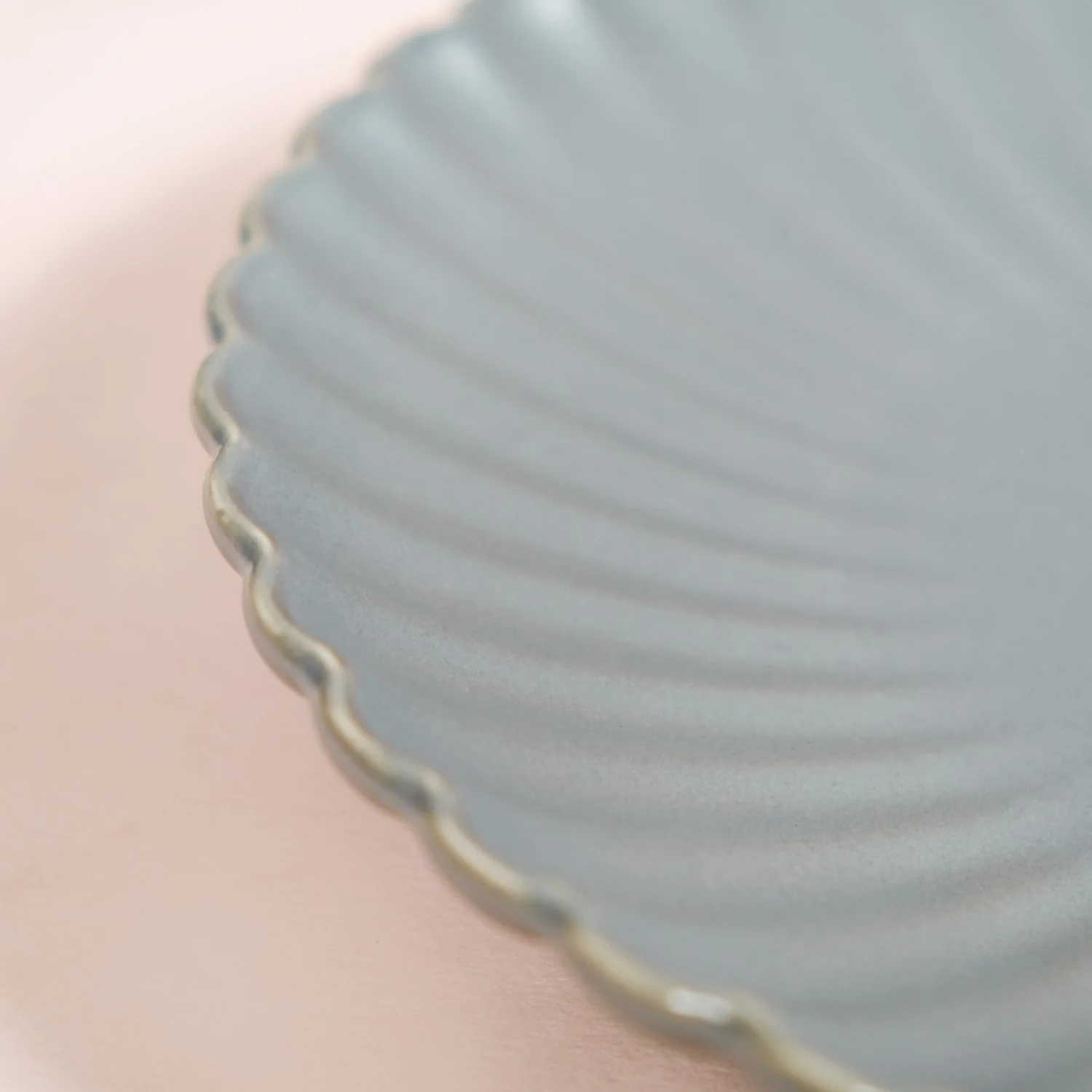 Grey Scallop Dinner Plates Set Of 4 10 Inch - Image 10