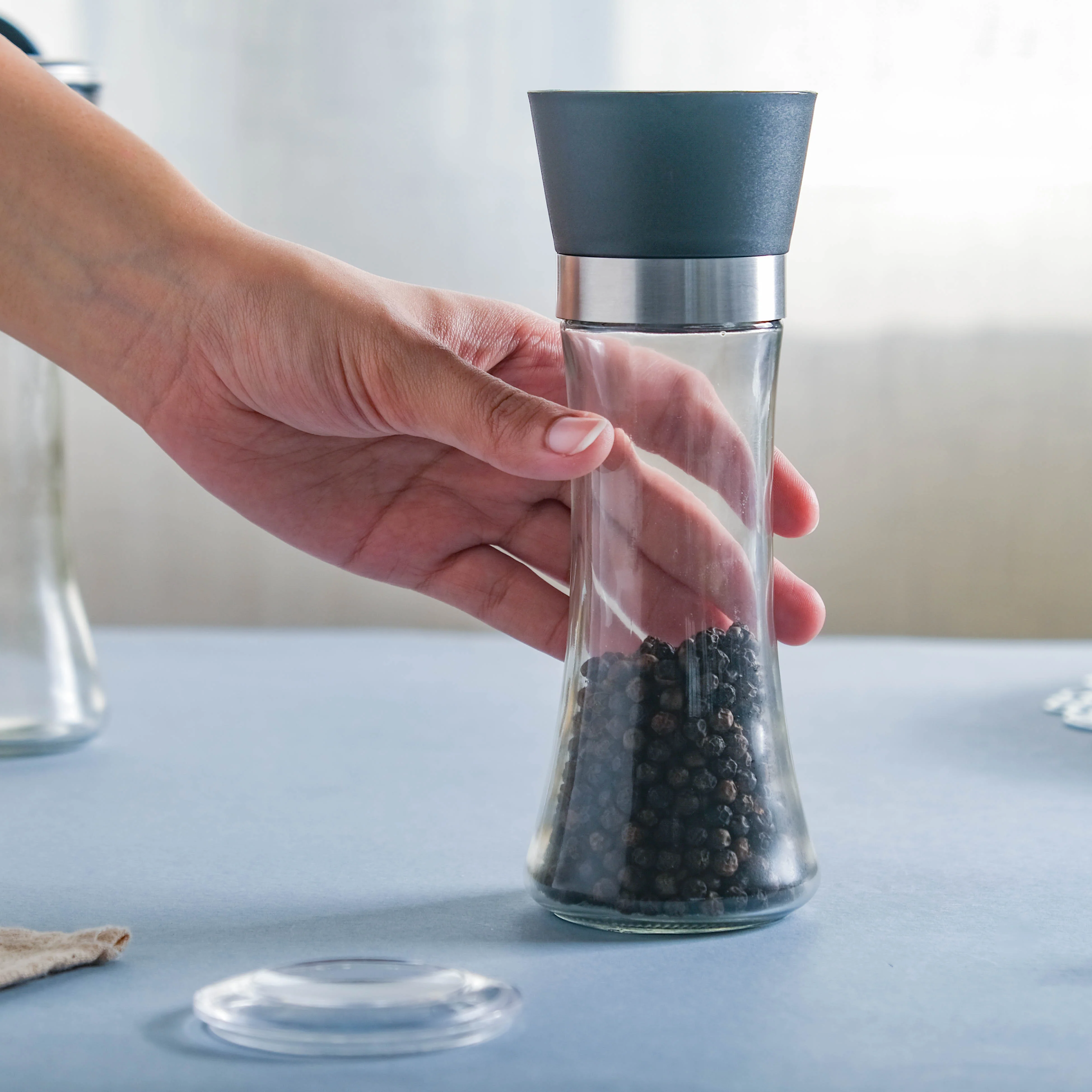 Grinder Bottle for Spices - Image 3