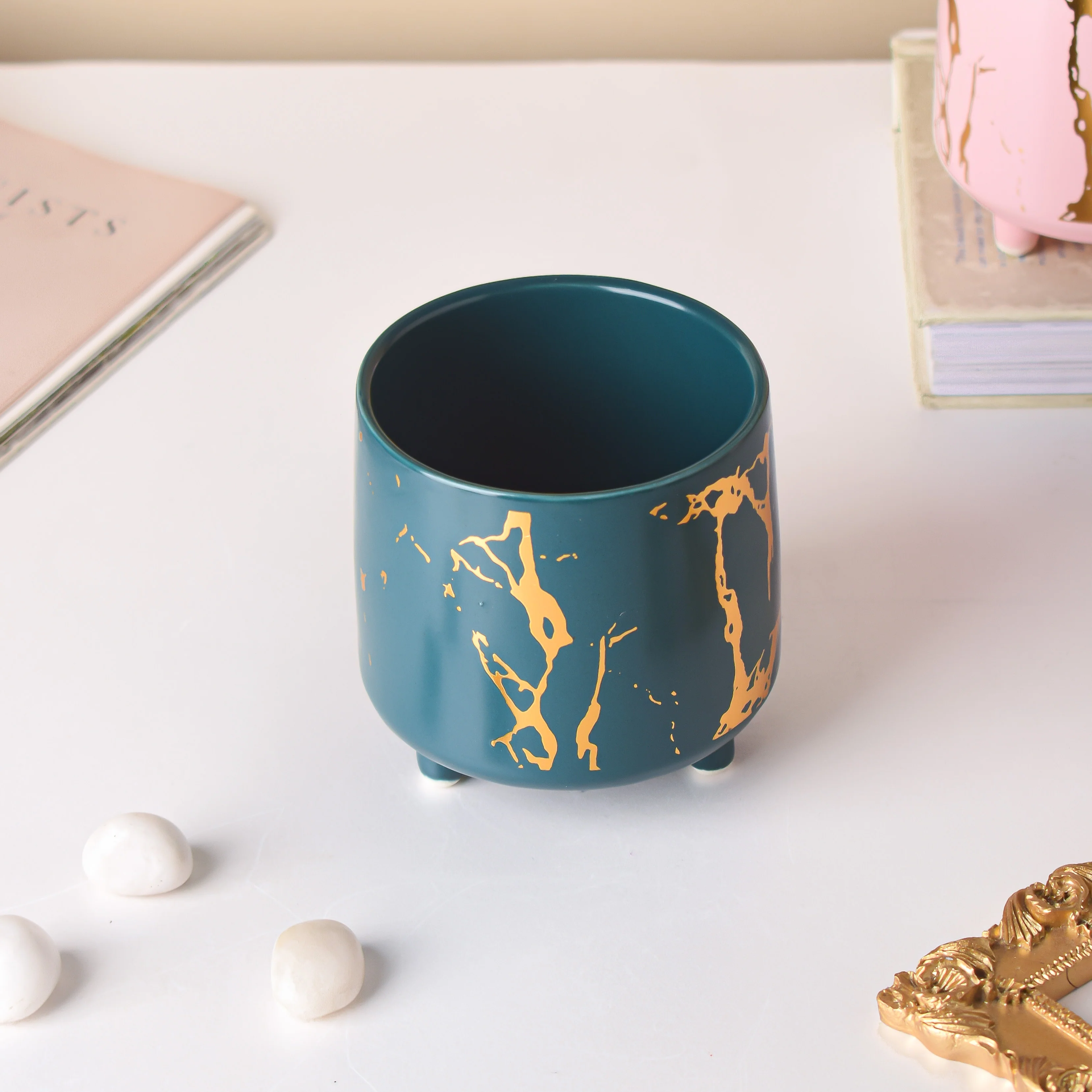 Halcyon Gold Green Marble Ceramic Planter With Legs Small - Image 4