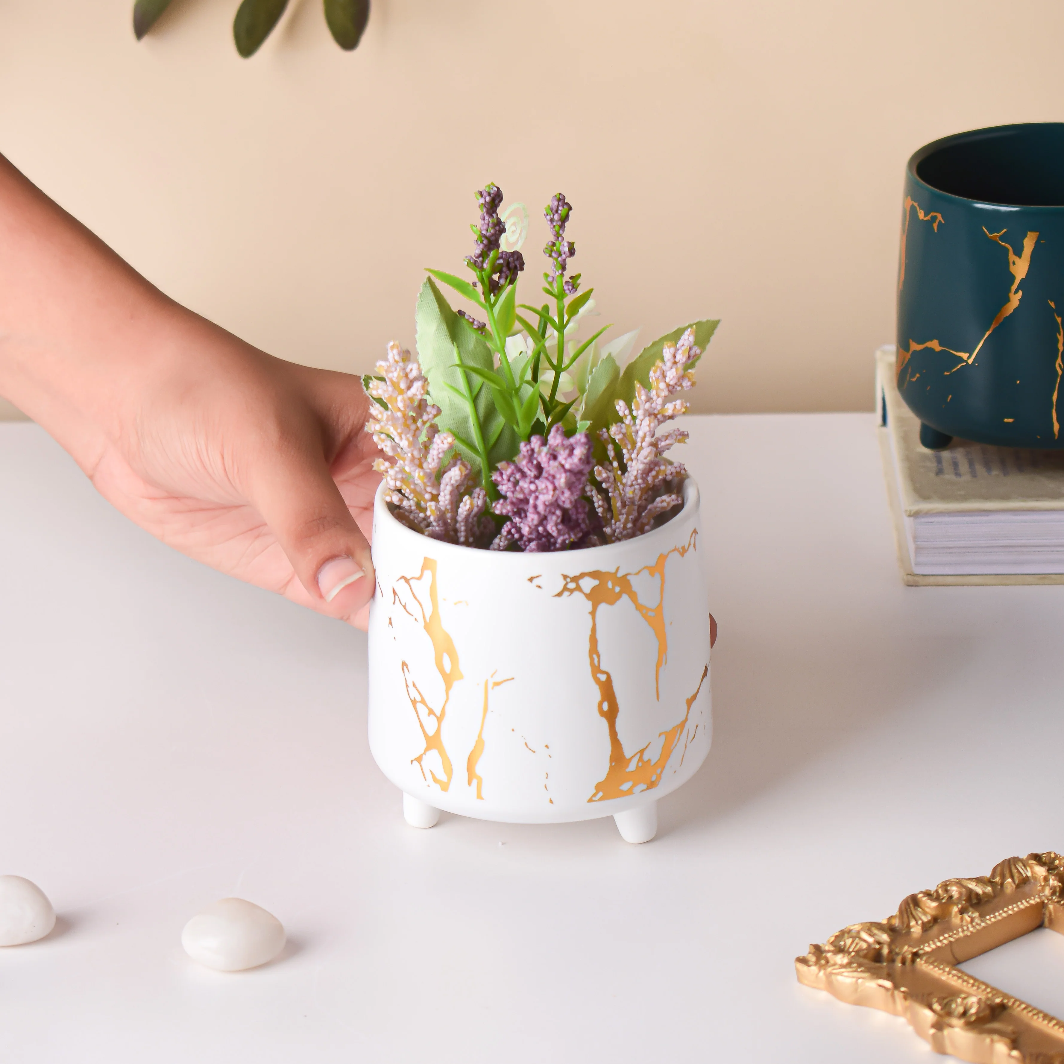 Halcyon Gold White Marble Ceramic Planter With Legs Small - Image 3