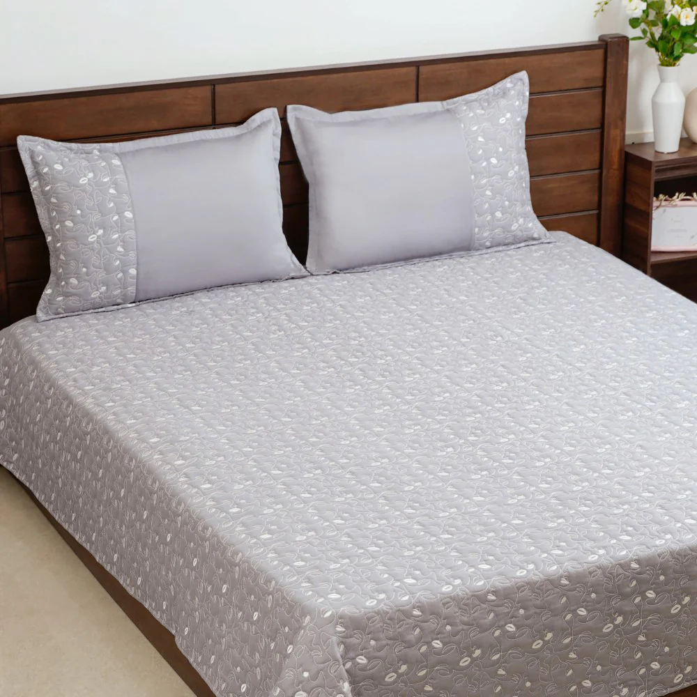 Luxury Embroidered King Size Bed Cover Grey - Image 2