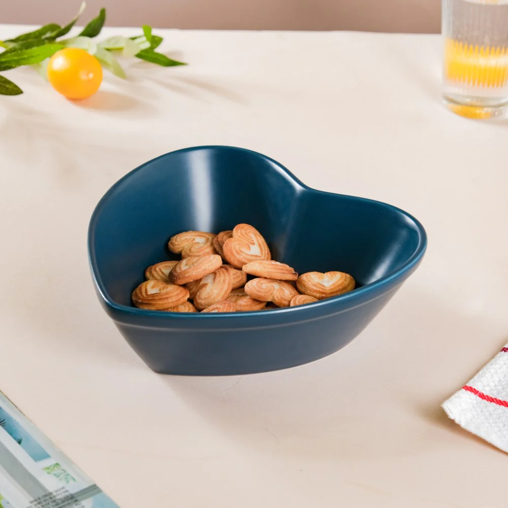 Hearty Ceramic Bakeware Dark Blue 7.8 Inch - Image 4