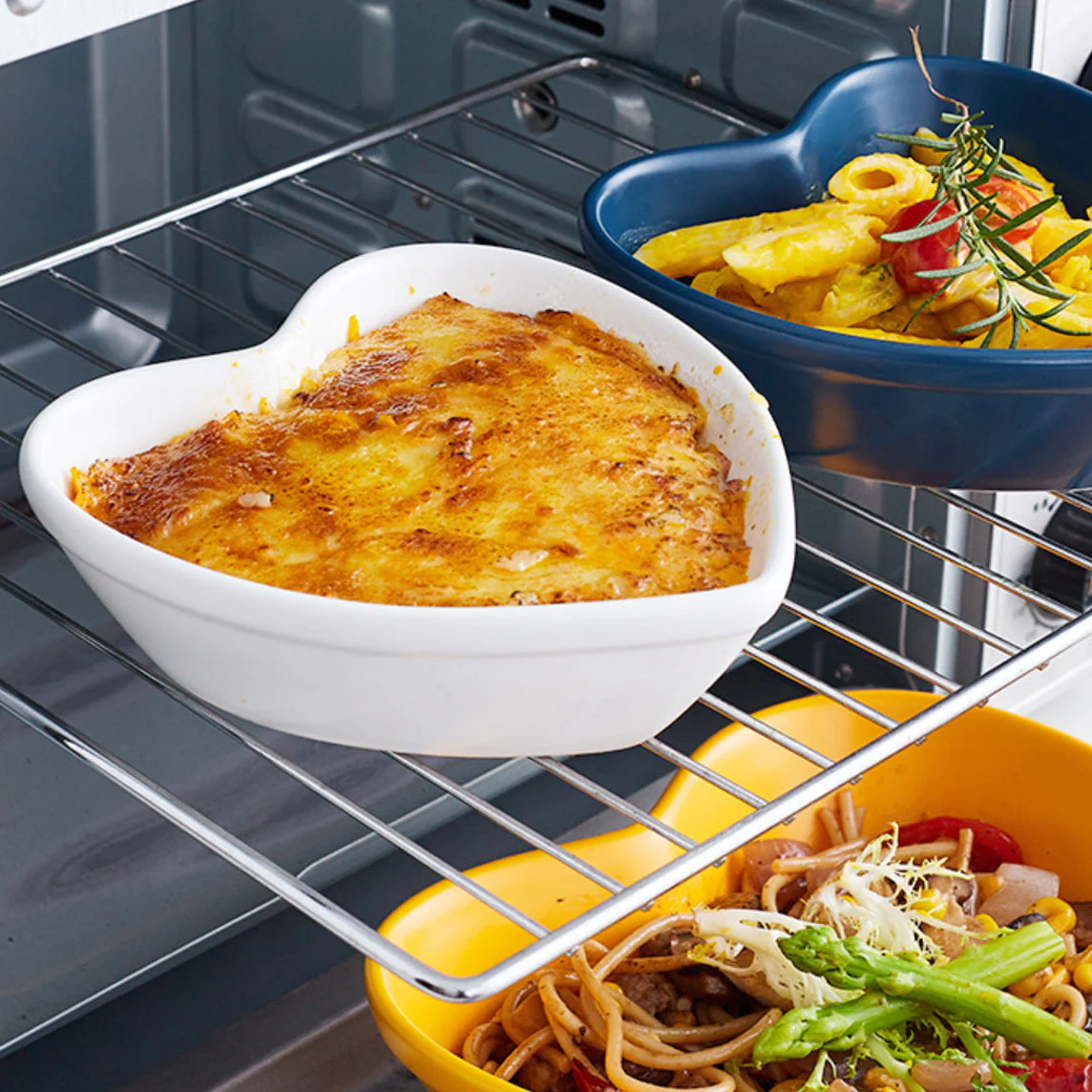 Hearty Ceramic Bakeware Small White 6 Inch - Image 4