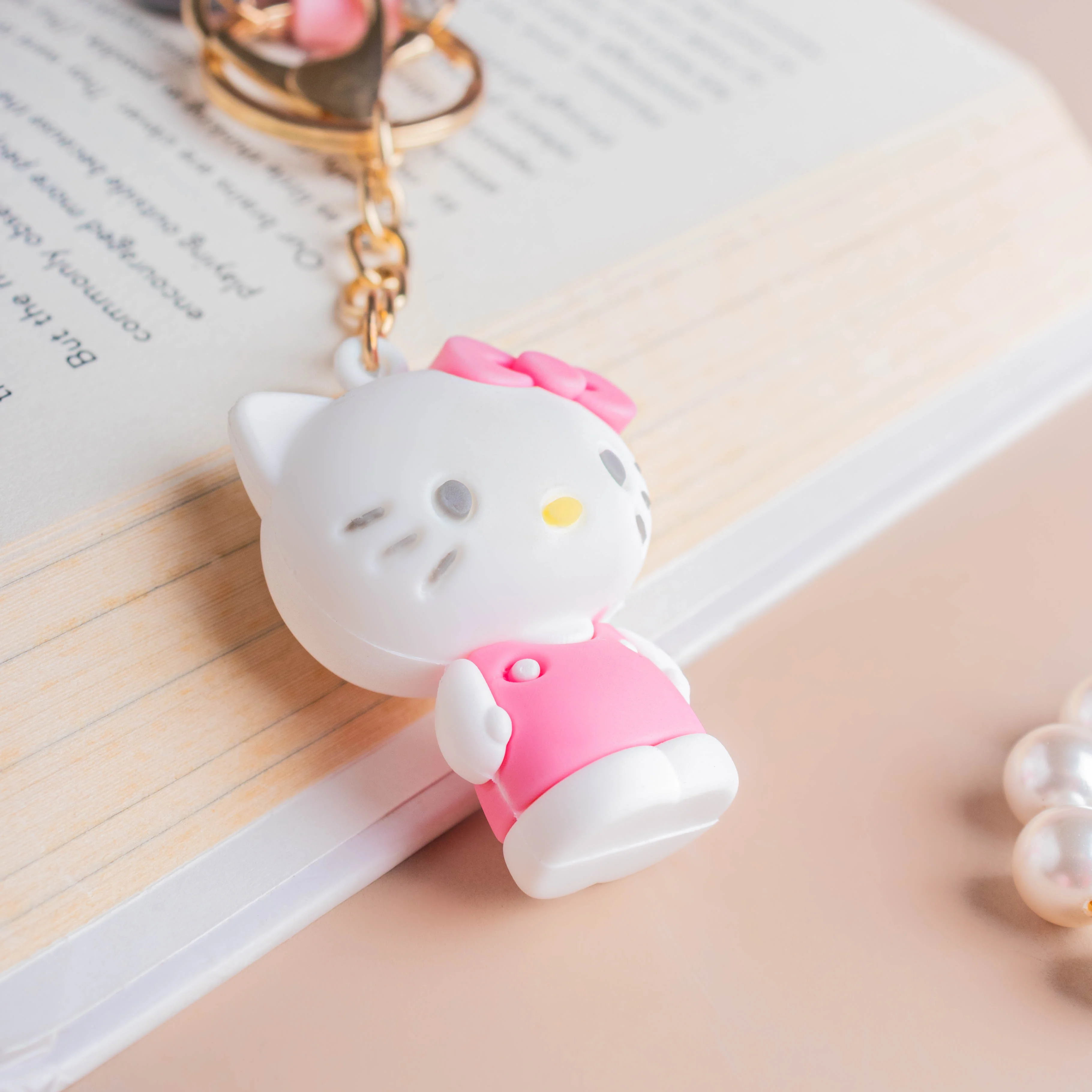Hello Kitty Keychain Small - Image 4