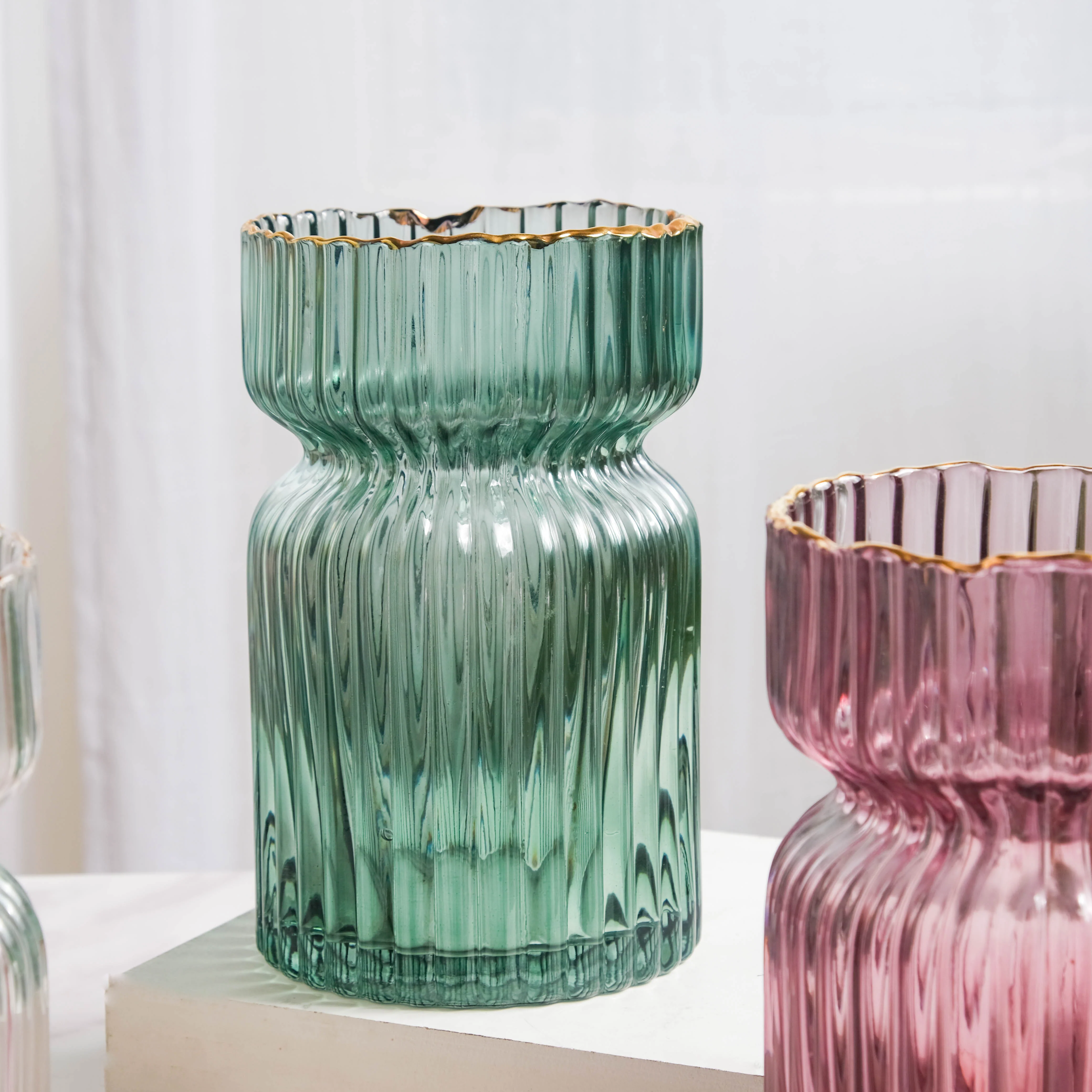 Hourglass Vase - Image 5